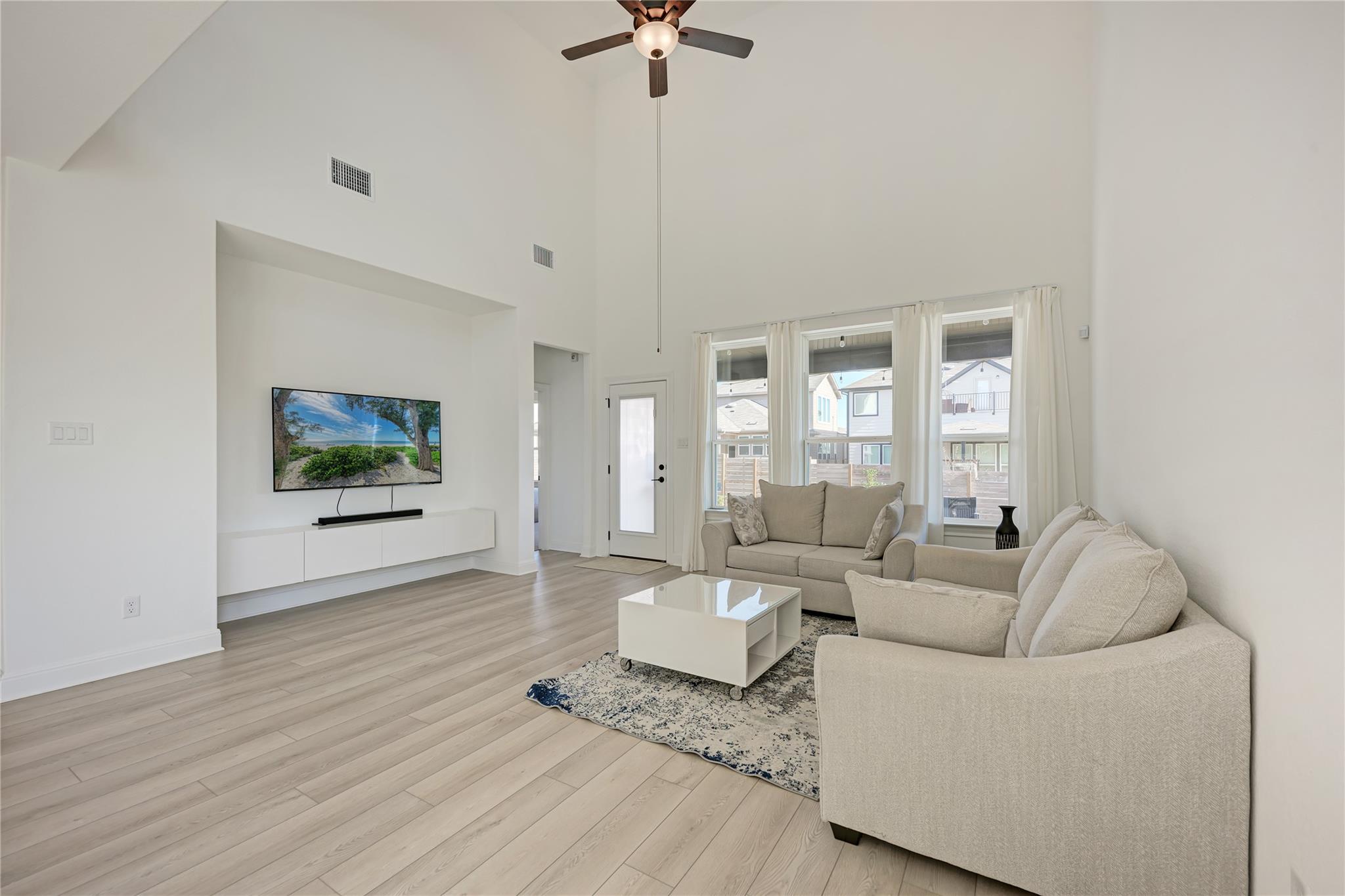 316 Regatta Trl, Leander, TX 78641