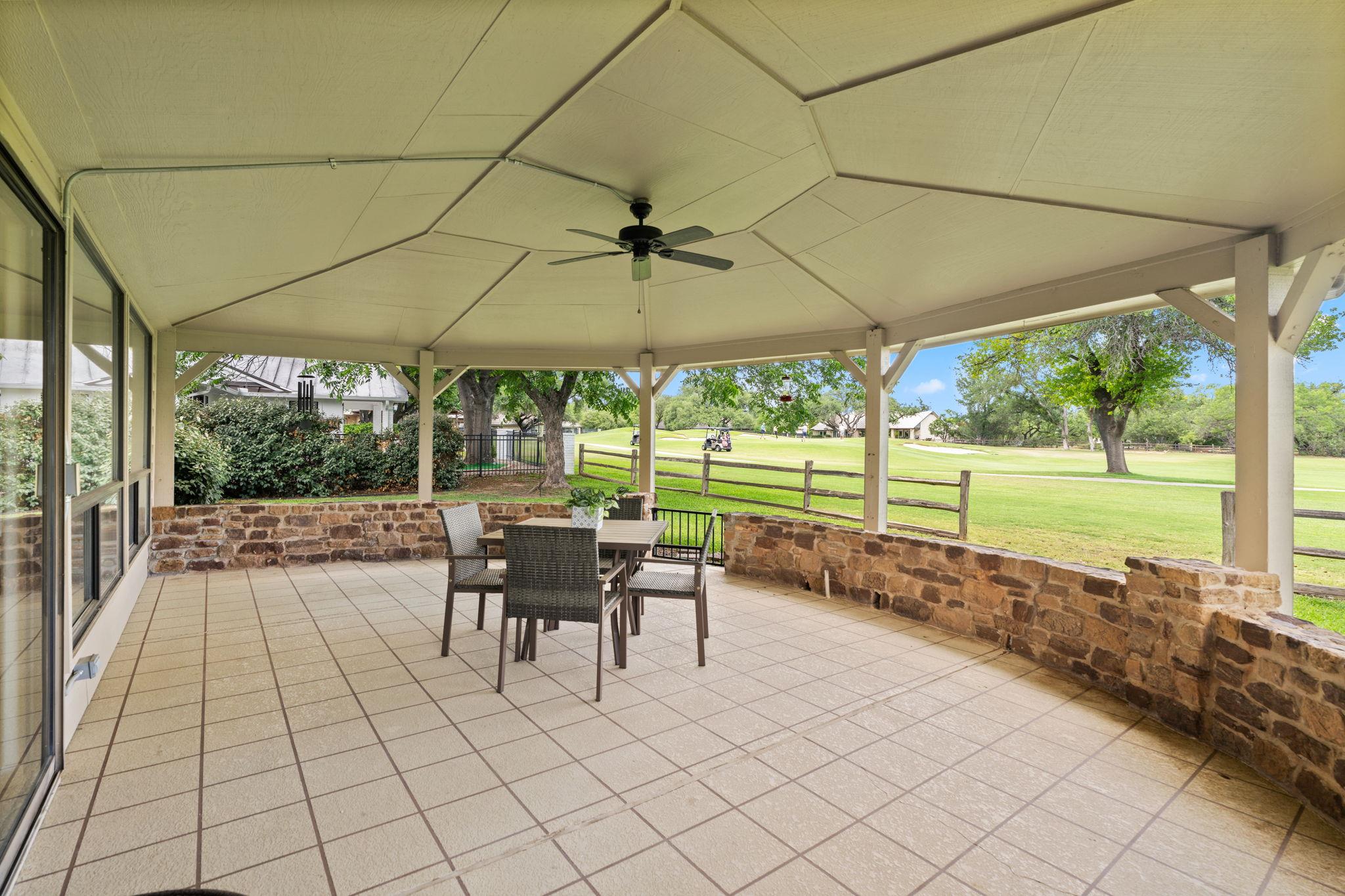 618 Hi Stirrup, Horseshoe Bay, TX 78657