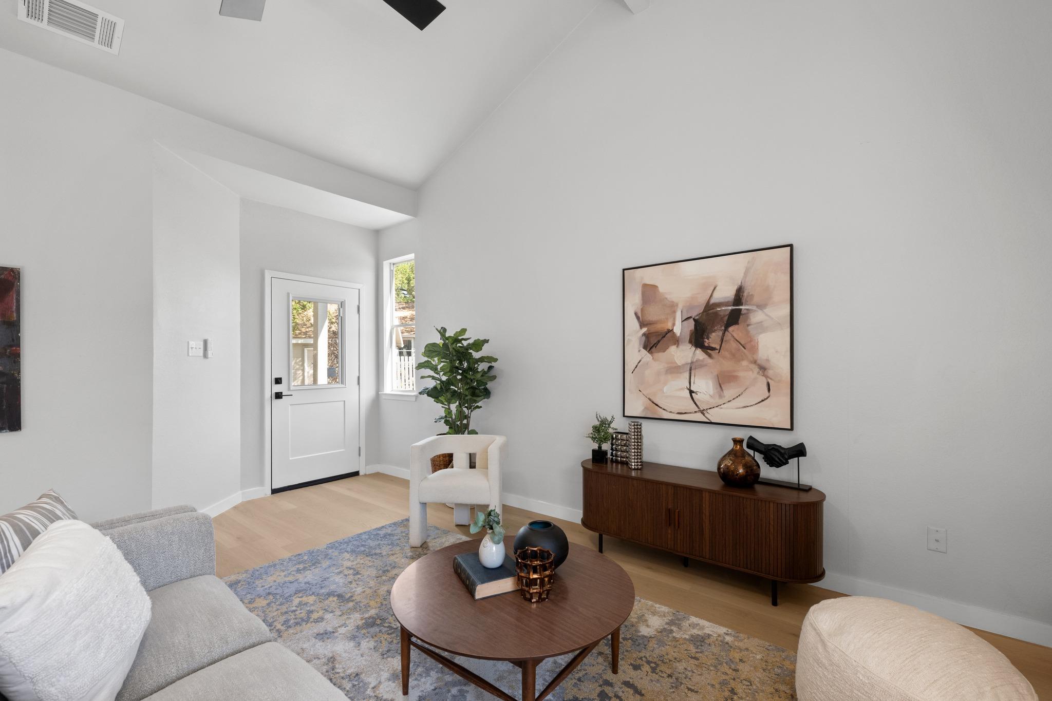 6501 Brush Country Rd # 120, Austin, TX 78749