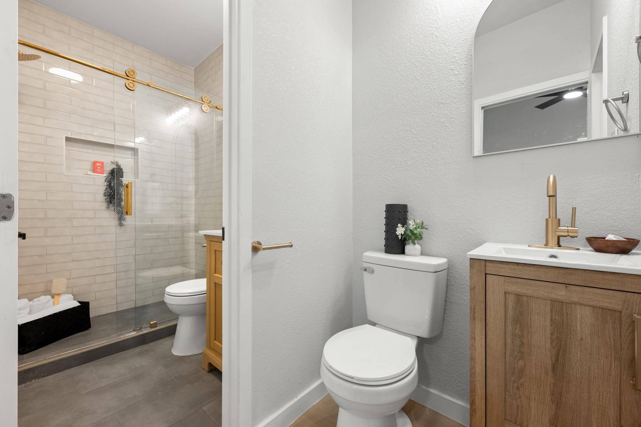 6501 Brush Country Rd # 120, Austin, TX 78749