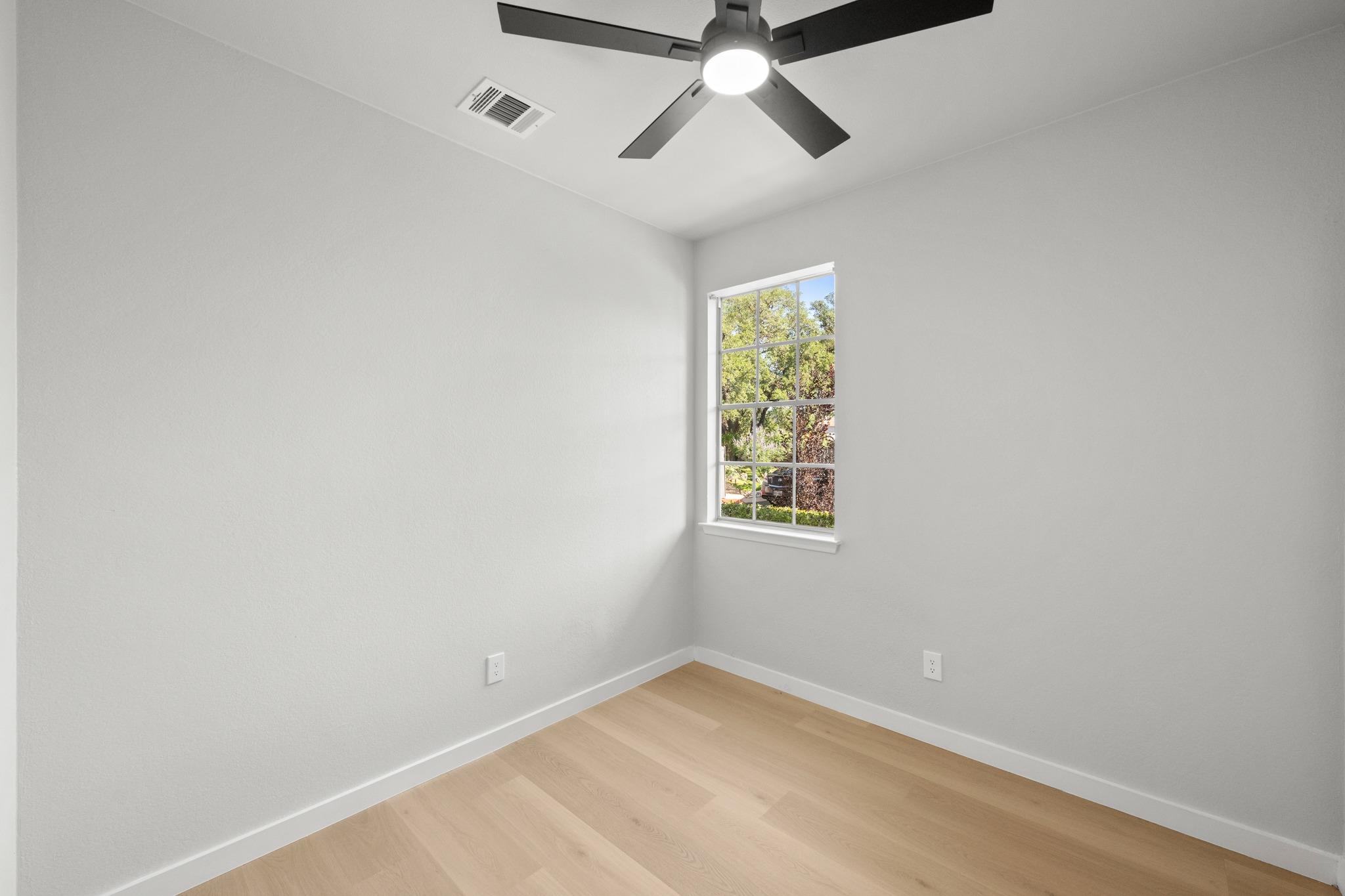 6501 Brush Country Rd # 120, Austin, TX 78749