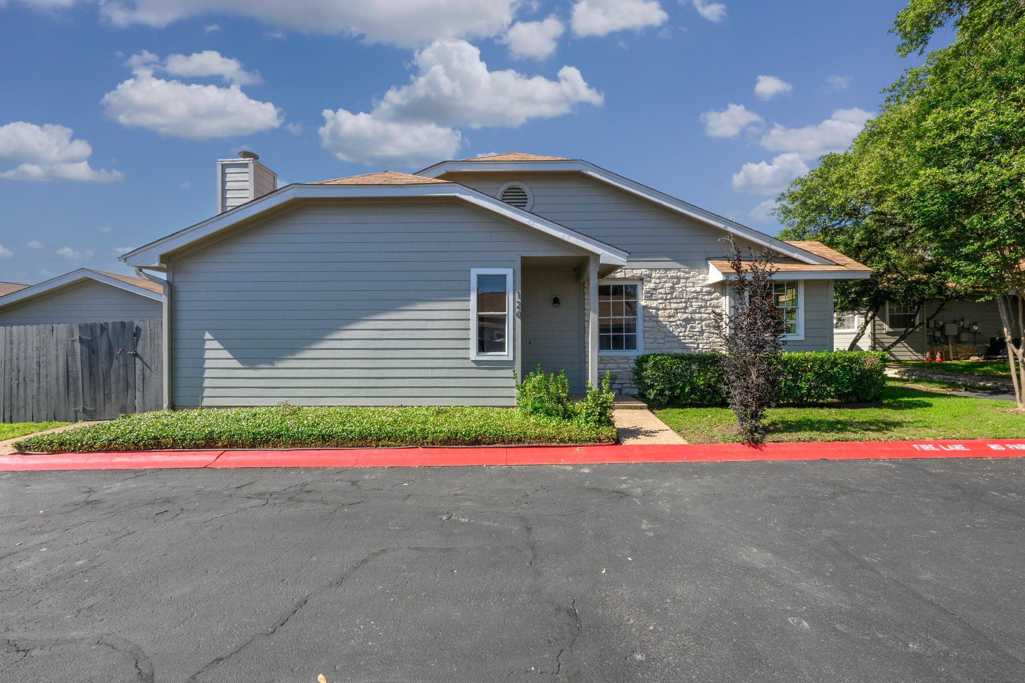 6501 Brush Country Rd # 120, Austin, TX 78749