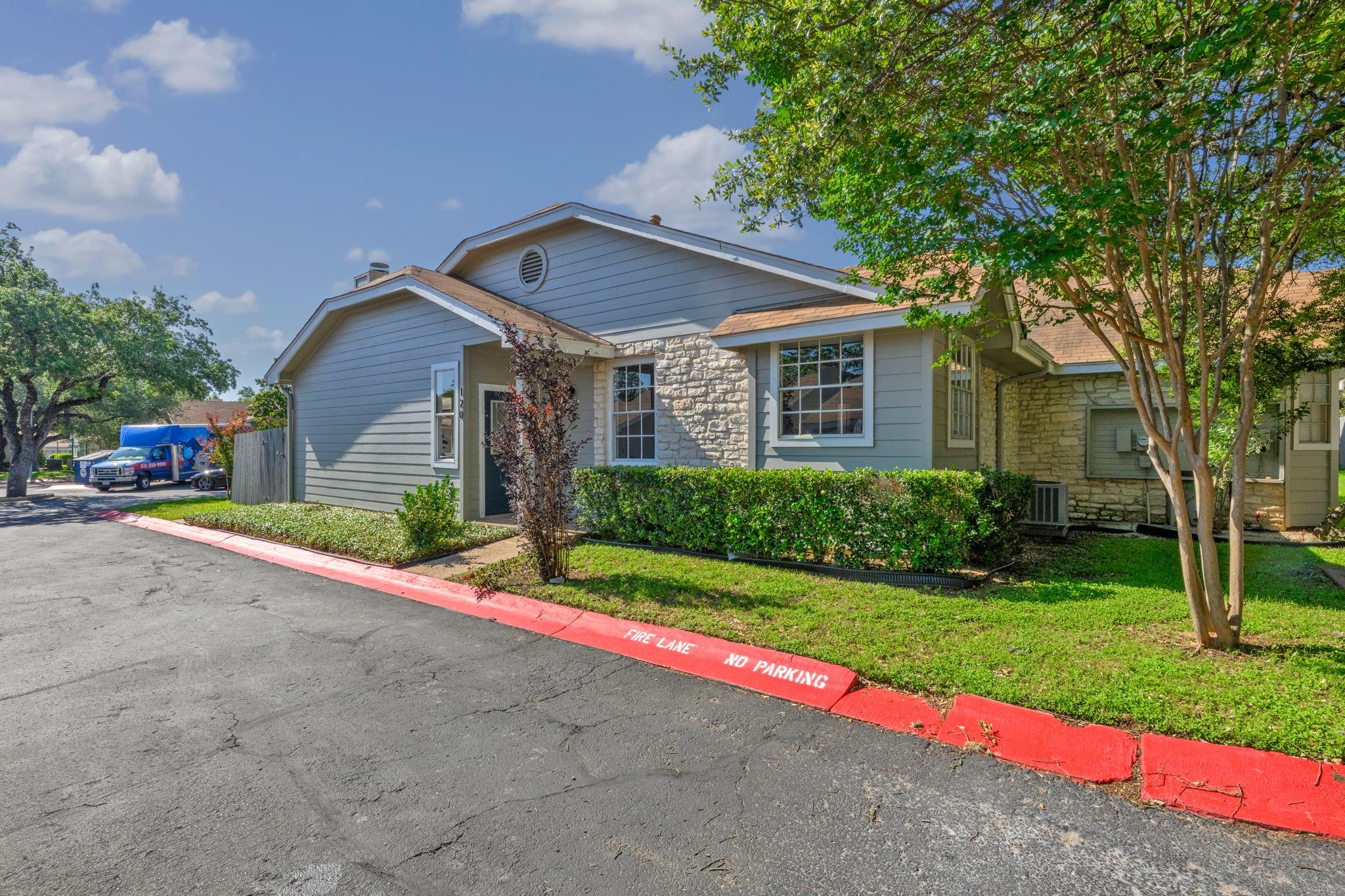 6501 Brush Country Rd # 120, Austin, TX 78749