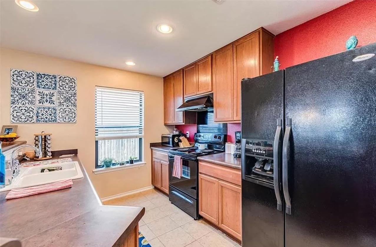 8808 Stambourne St, Austin, TX 78747