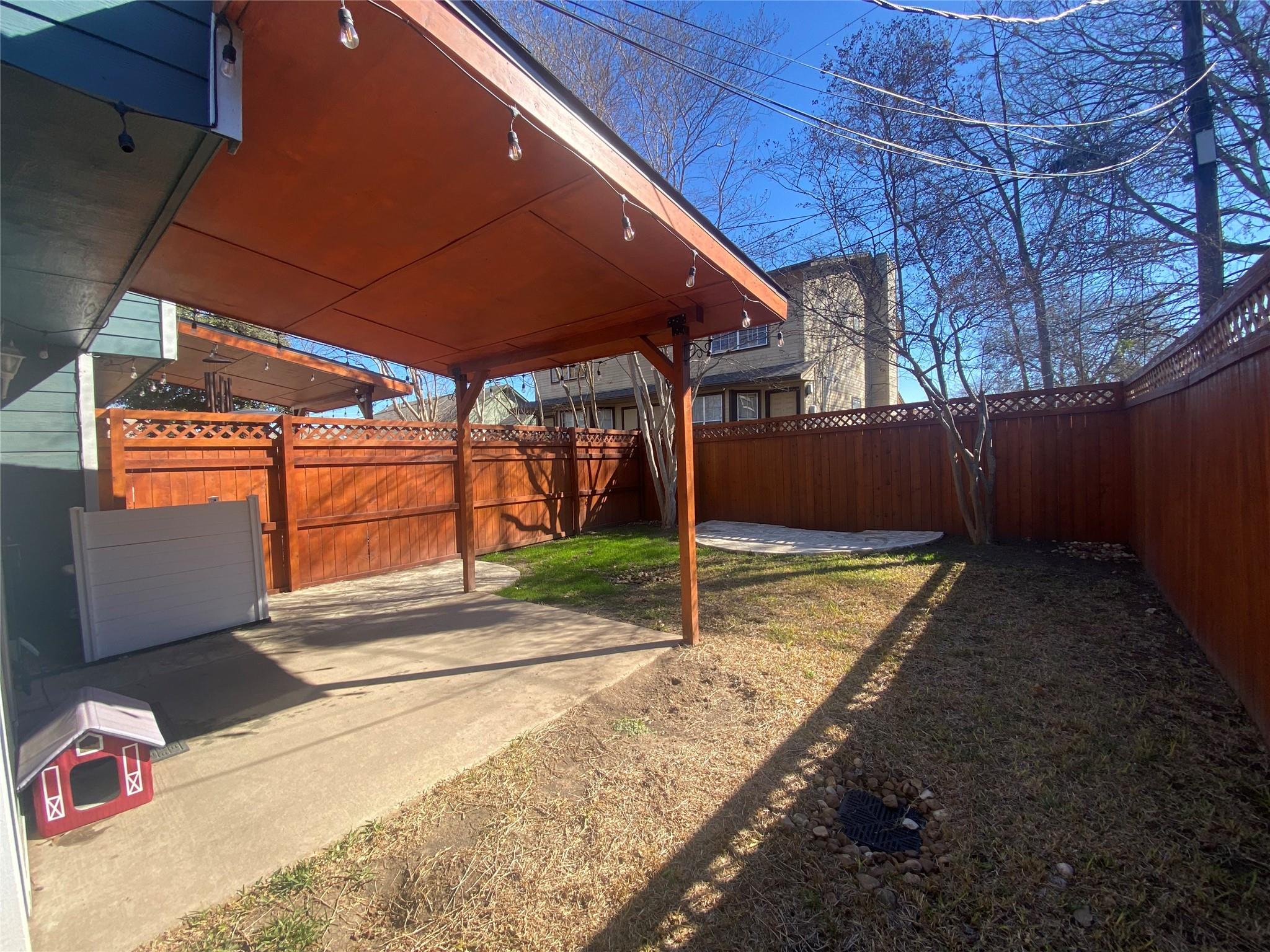 2007 KIRKSEY Dr # B, Austin, TX 78741