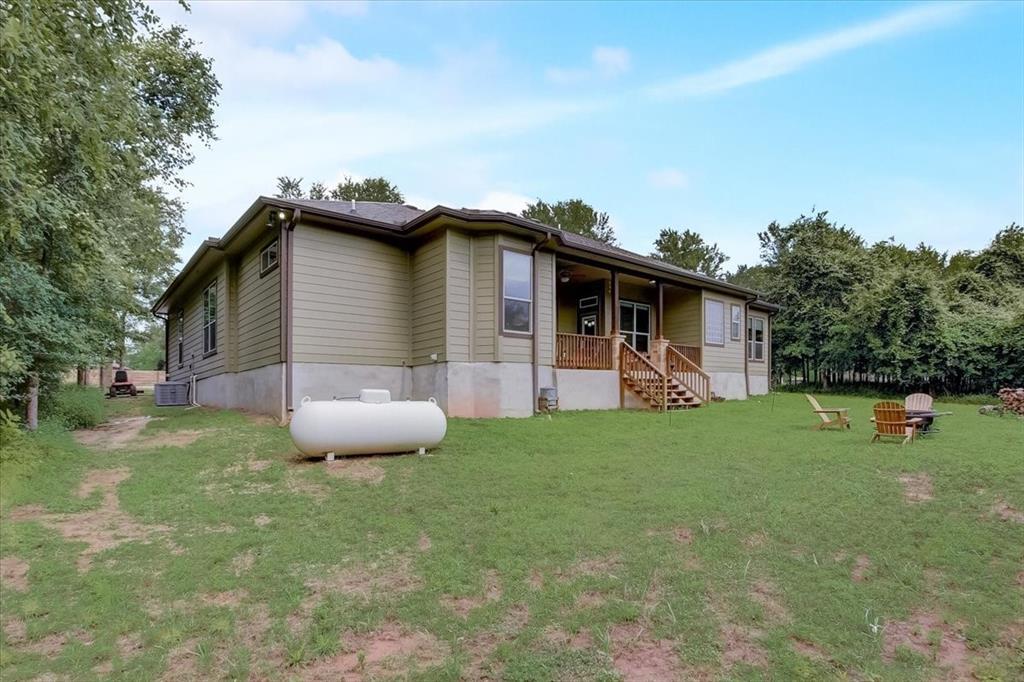 157 Keawakapu Dr, Bastrop, TX 78602
