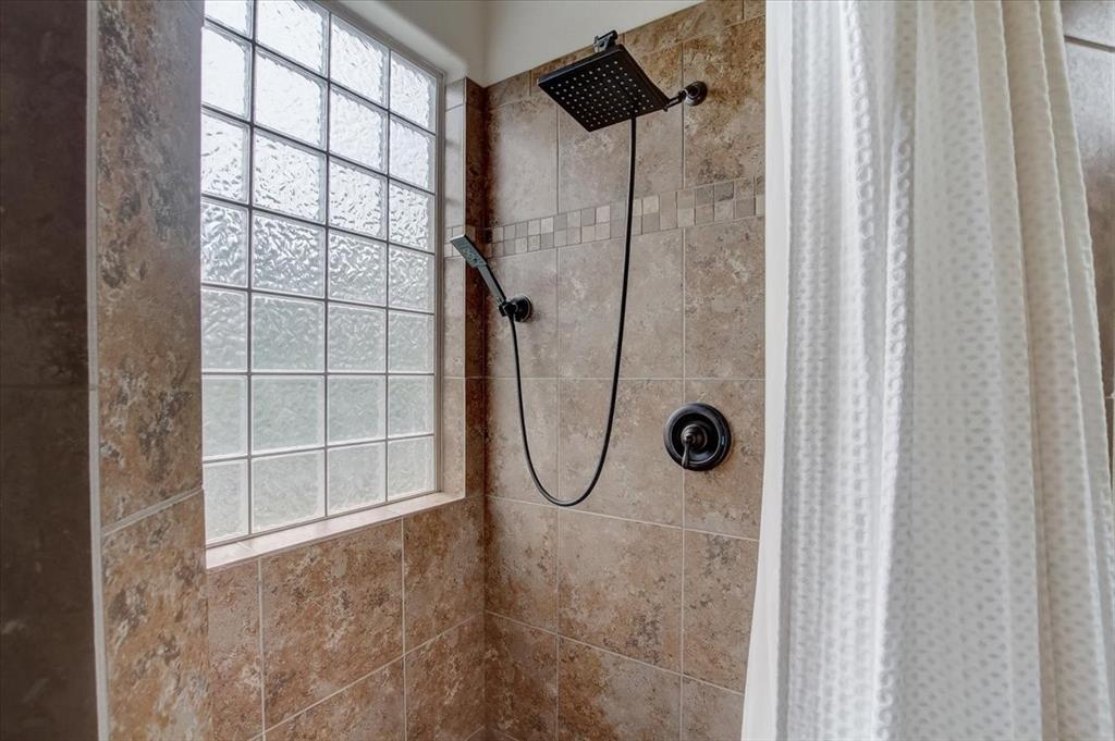 157 Keawakapu Dr, Bastrop, TX 78602