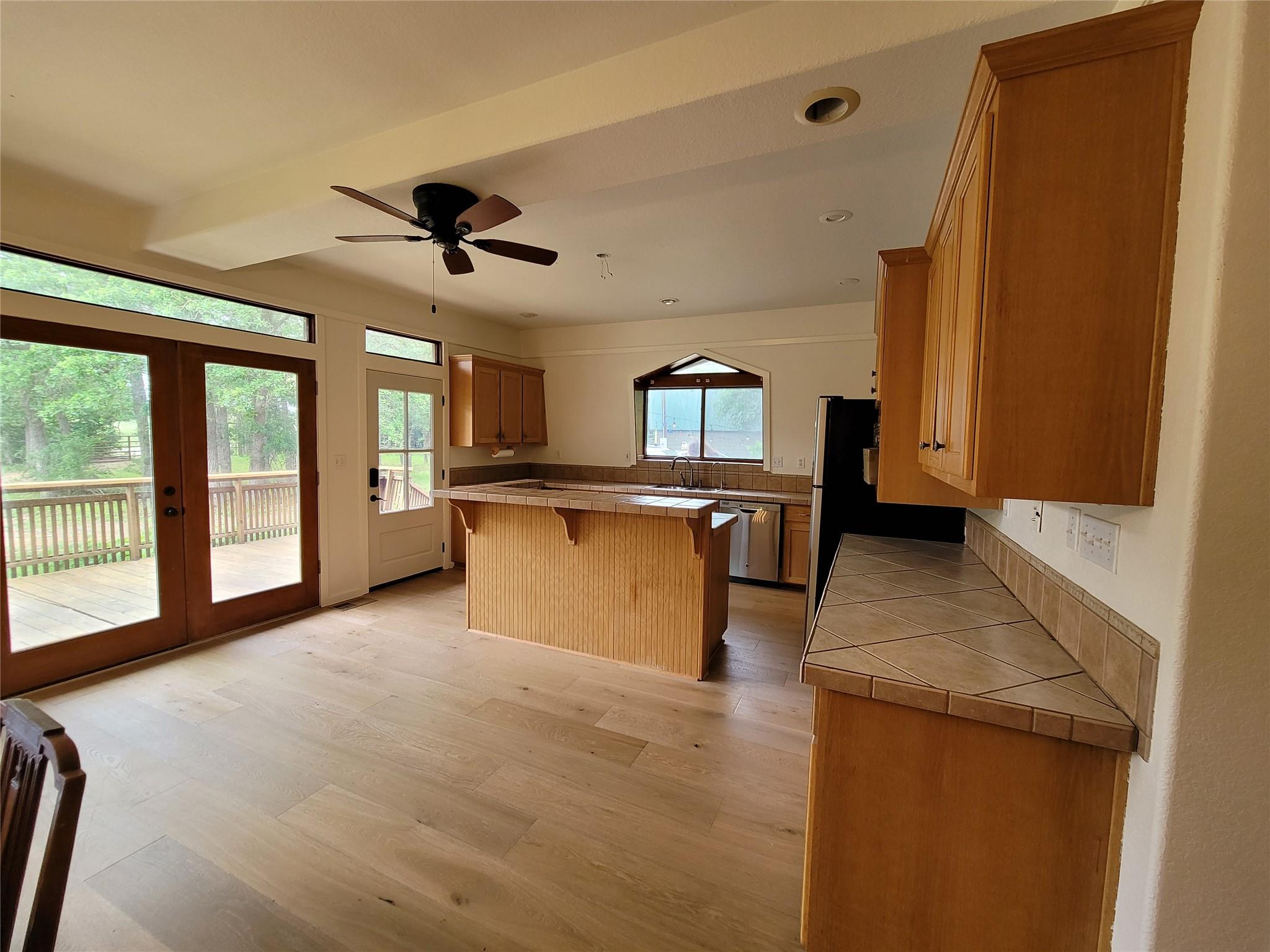 281 Earl Callahan Rd # A, Cedar Creek, TX 78612