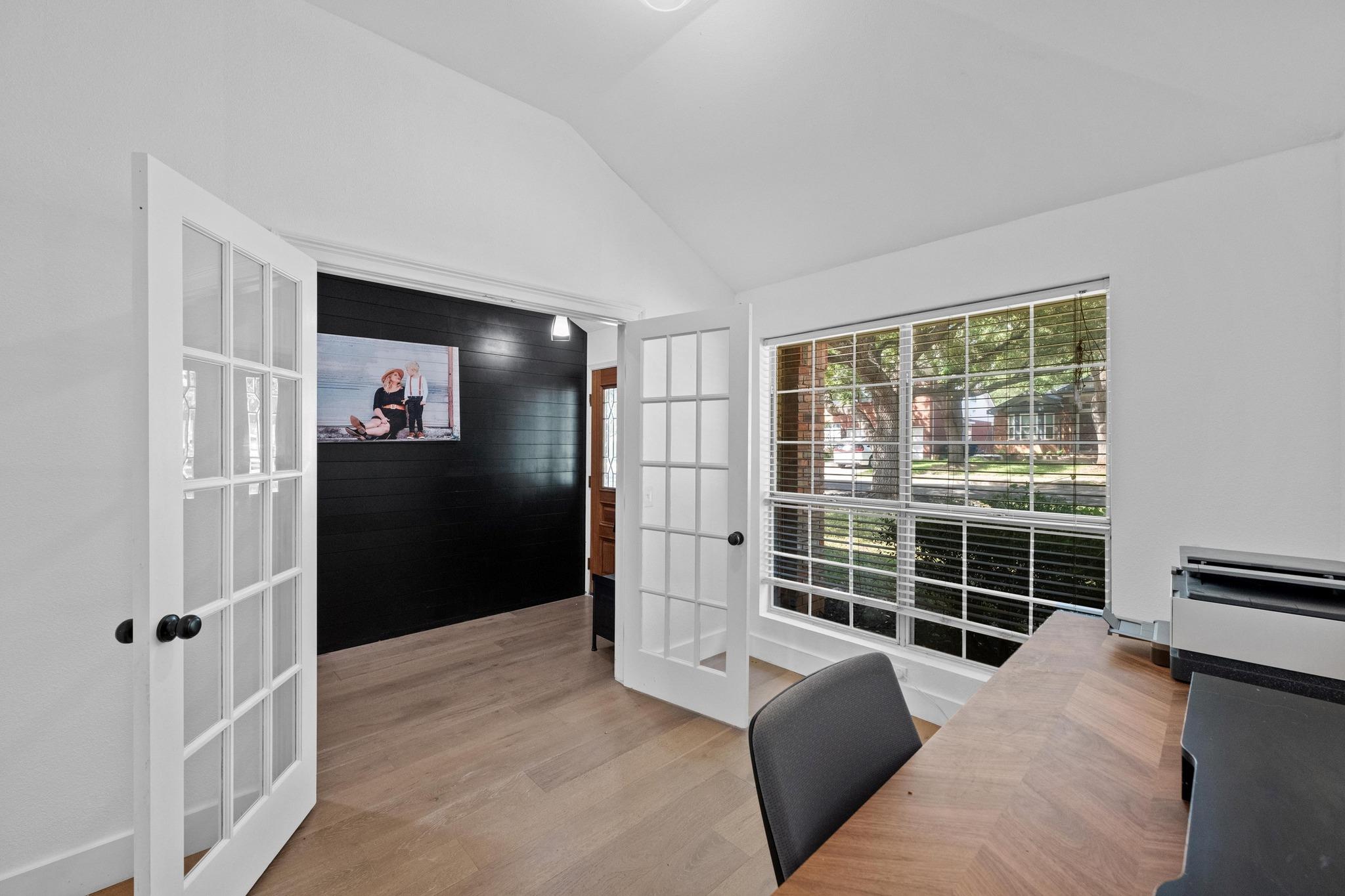 6435 Old Harbor Ln, Austin, TX 78739