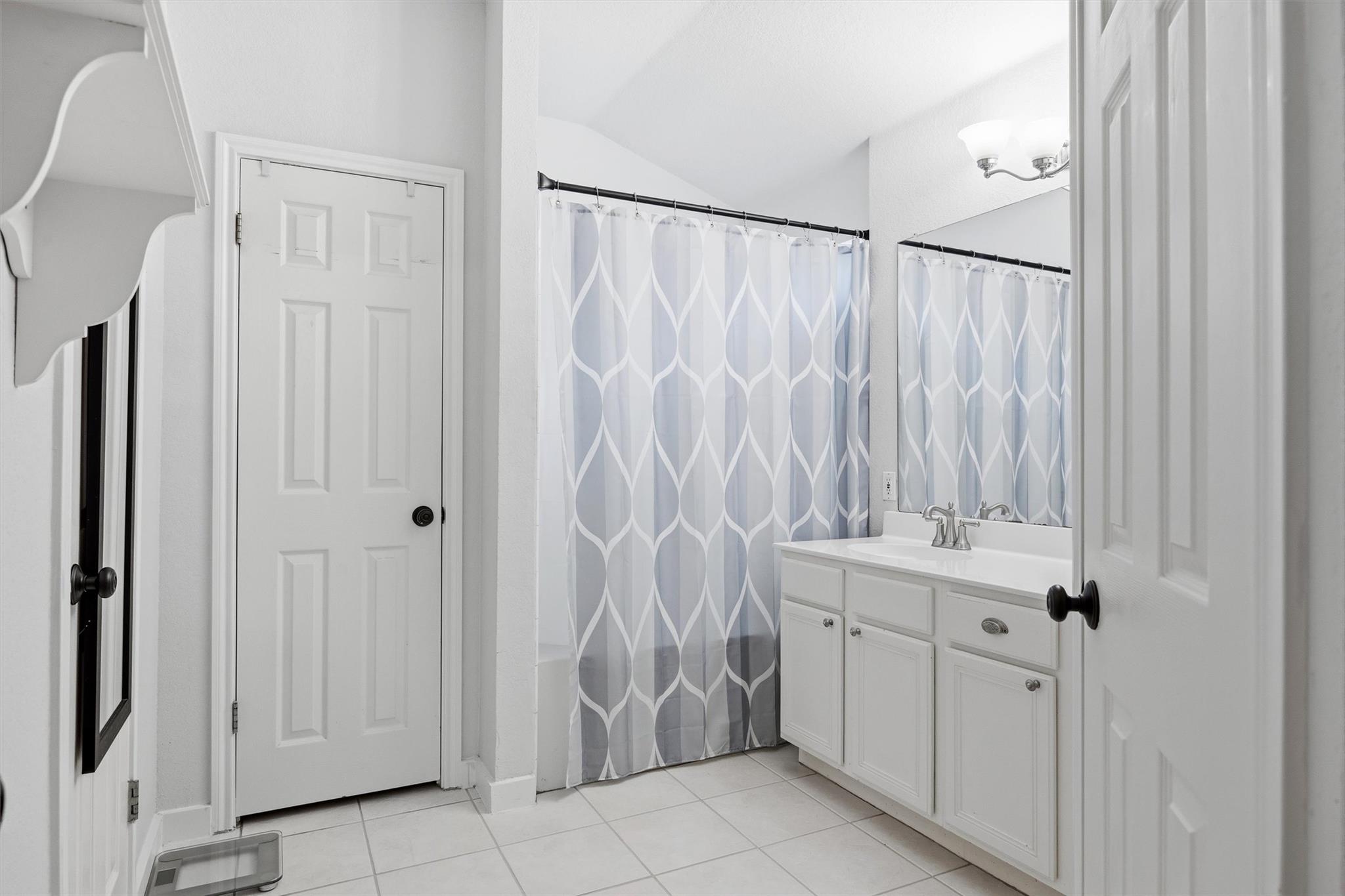 6921 Beatty Dr, Austin, TX 78749