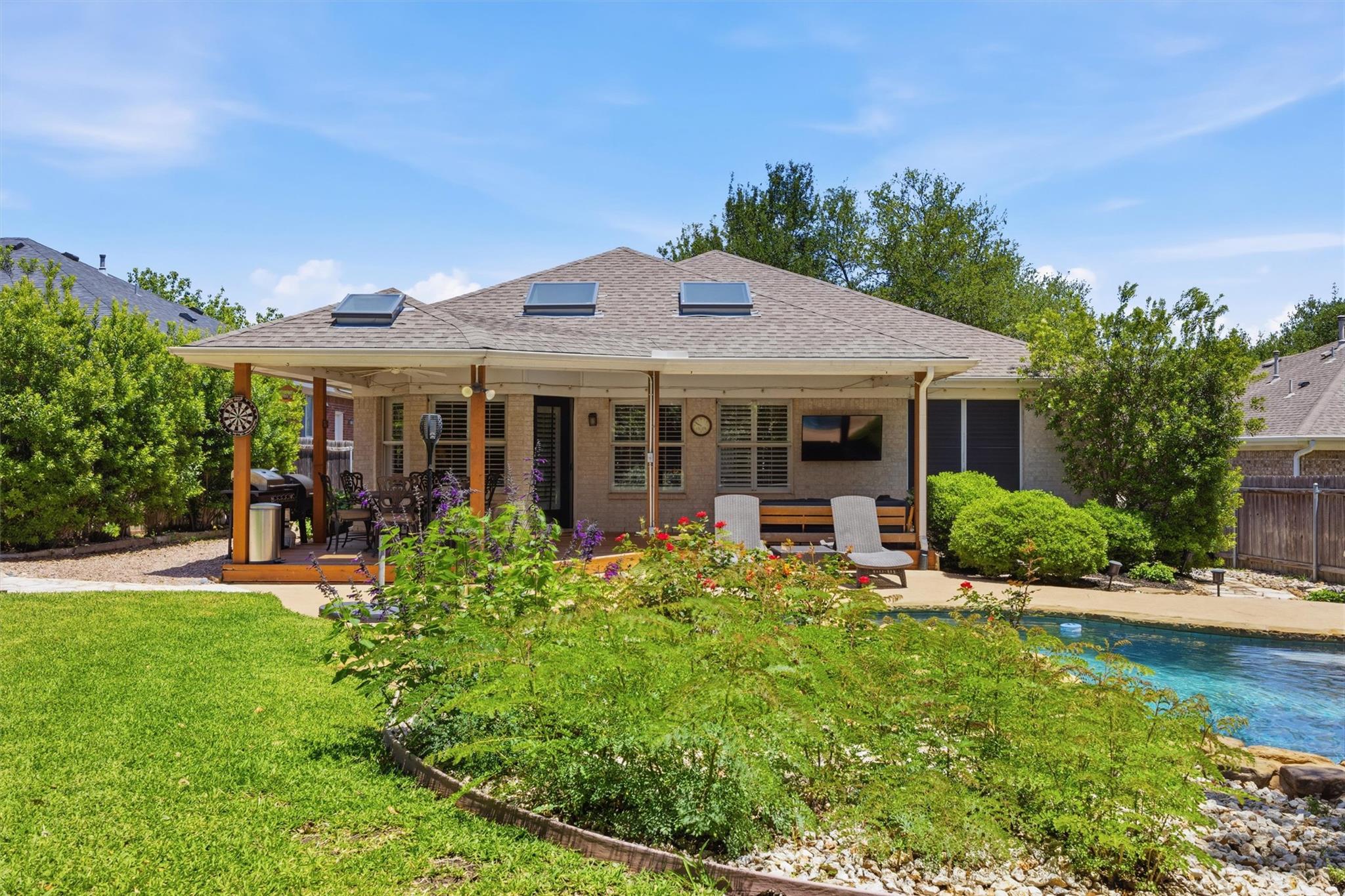 6921 Beatty Dr, Austin, TX 78749