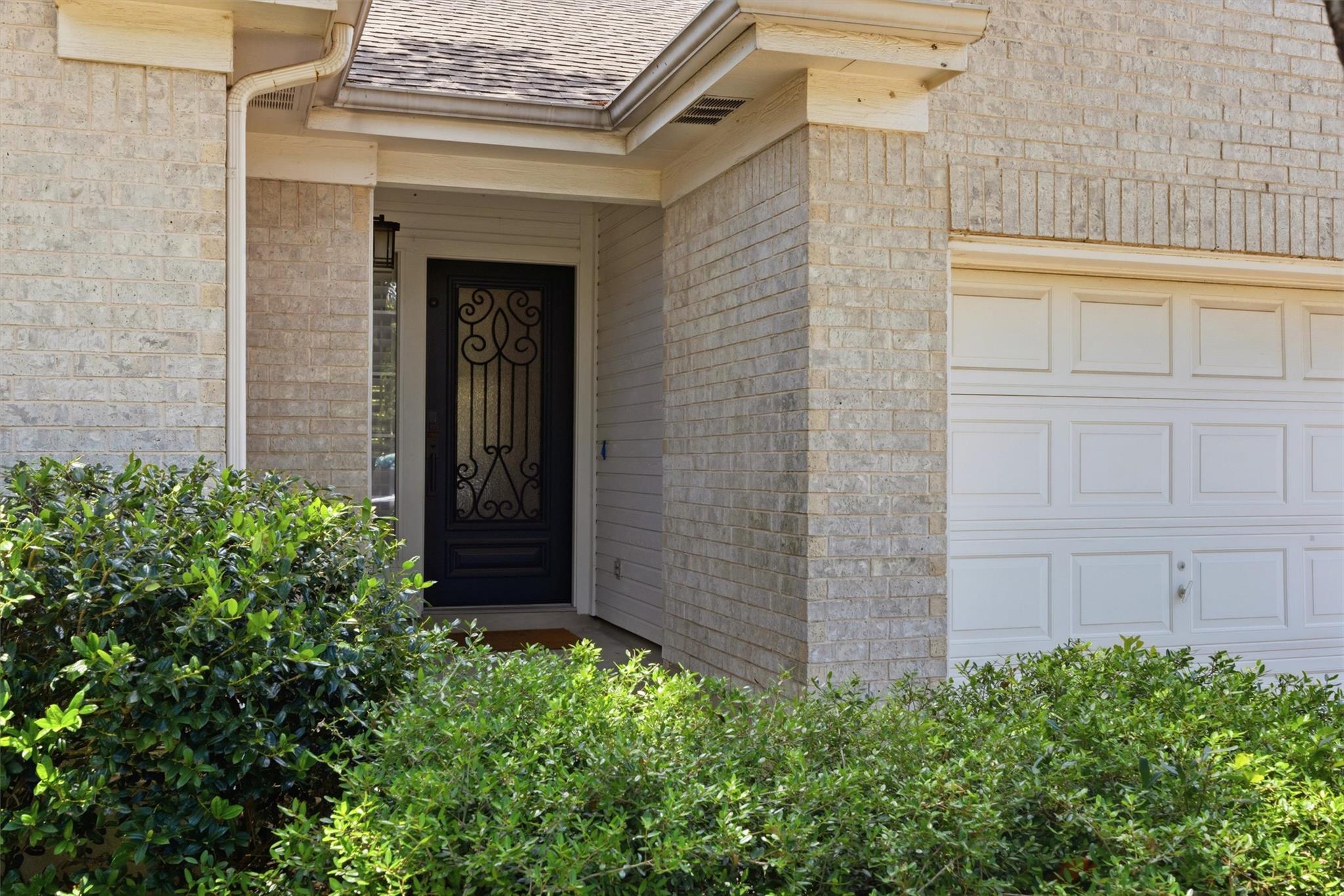 6921 Beatty Dr, Austin, TX 78749