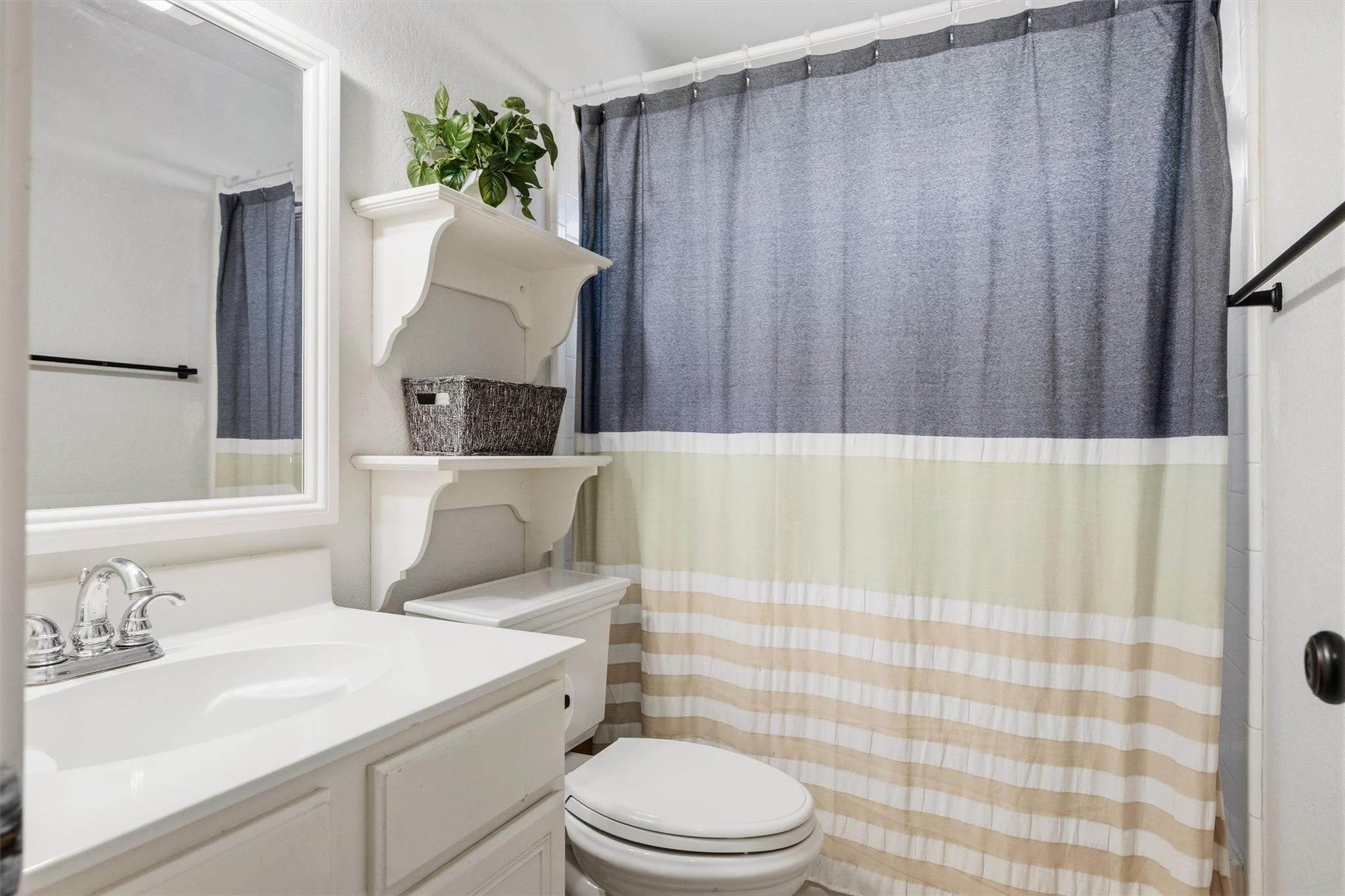 6921 Beatty Dr, Austin, TX 78749
