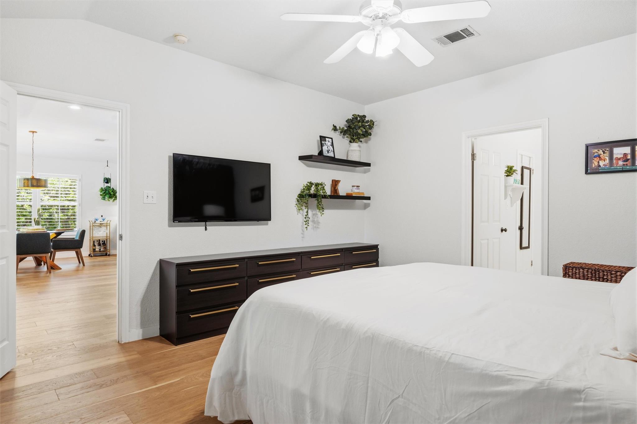 6921 Beatty Dr, Austin, TX 78749