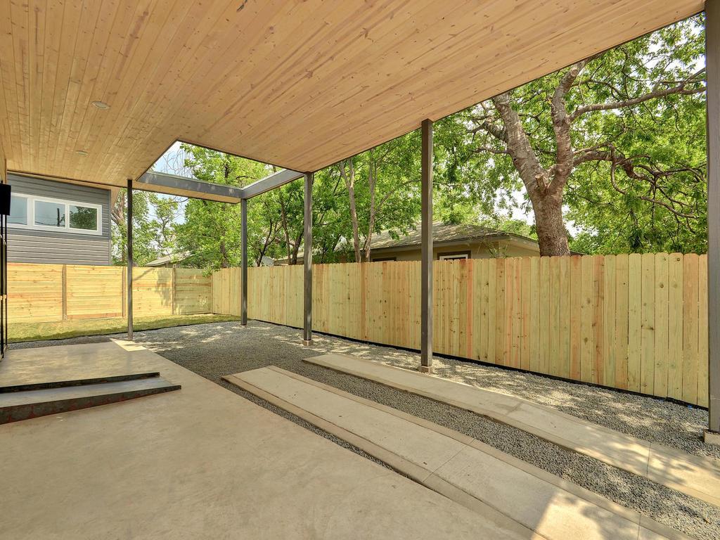2103 E 14th St # B, Austin, TX 78702