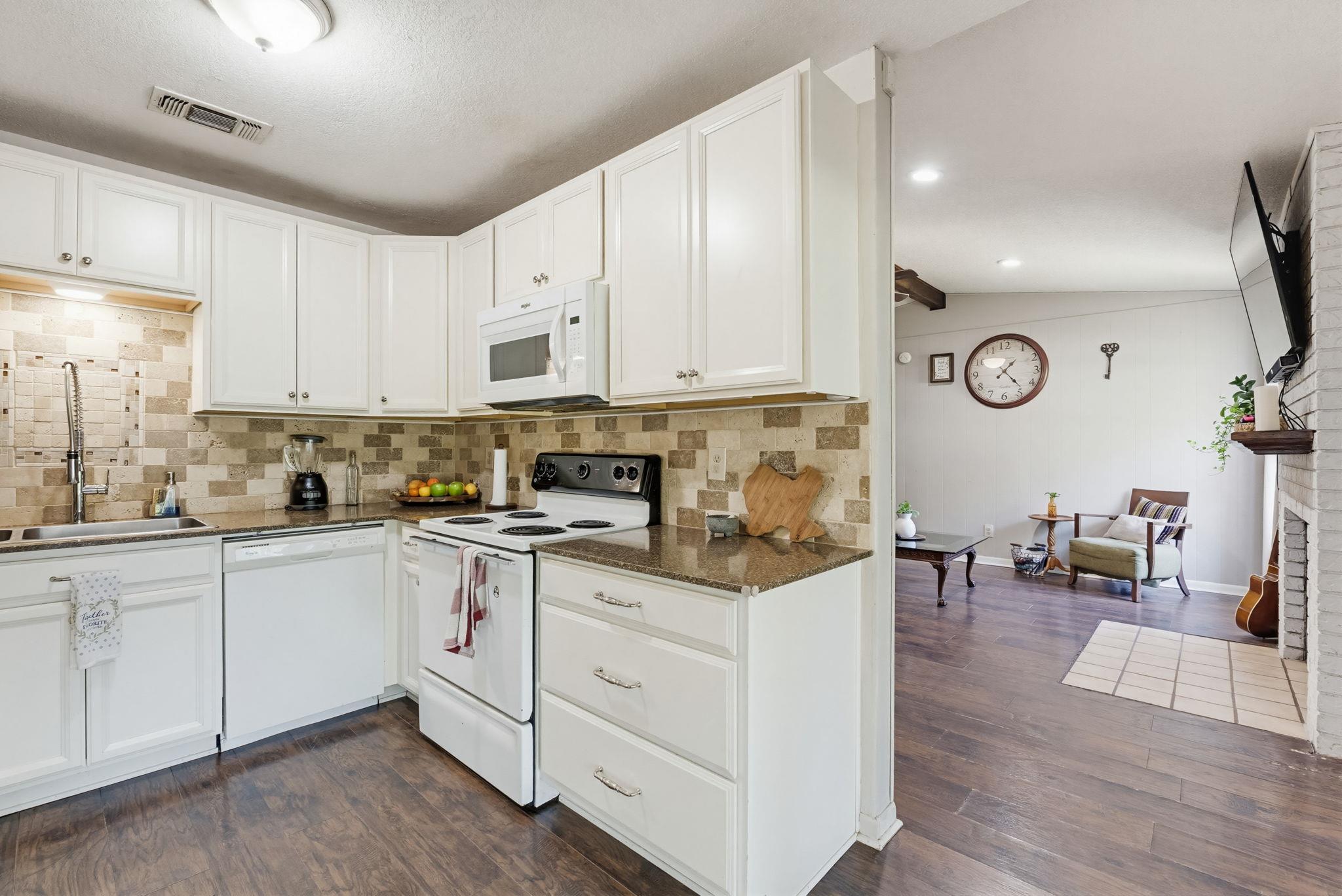 227 Commanche St, Copperas Cove, TX 76522