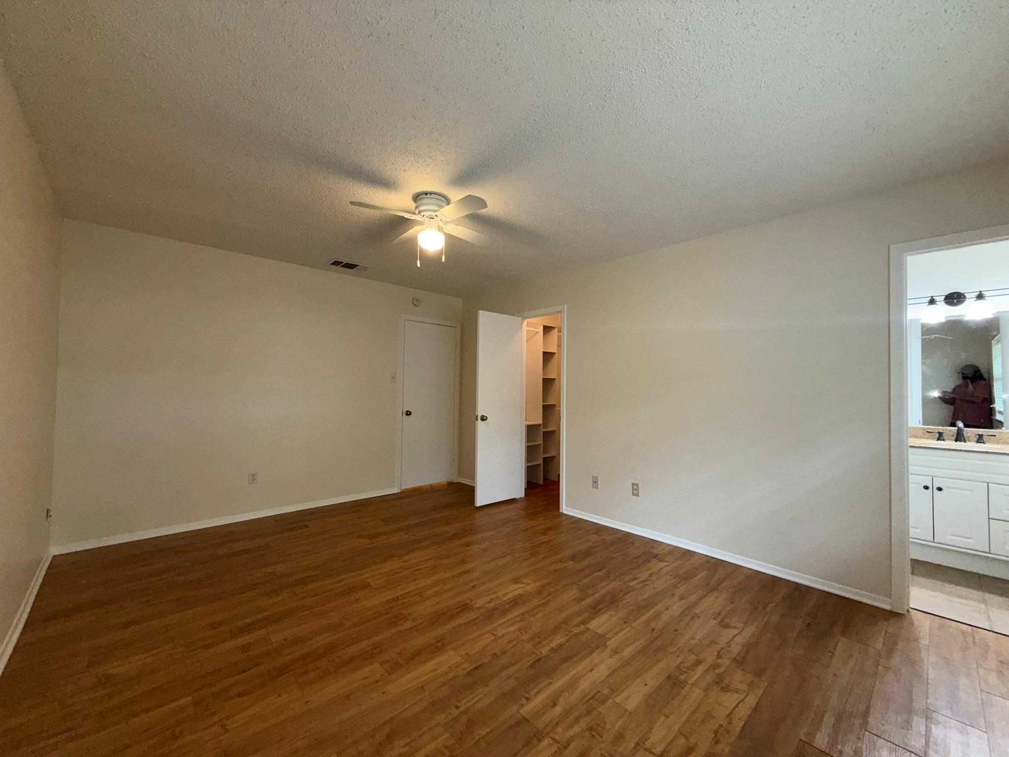 305 KIMBERLY Dr, Austin, TX 78745