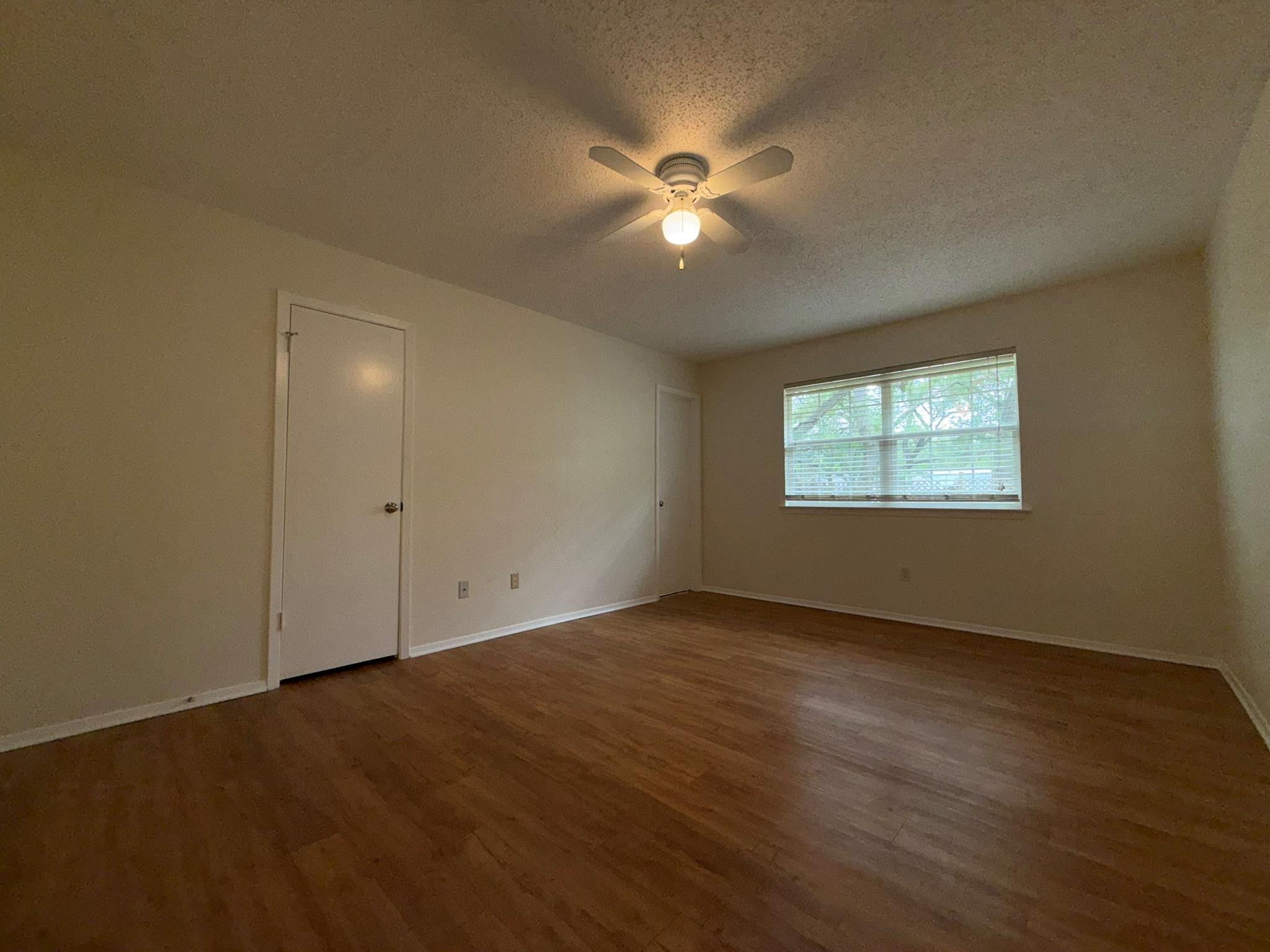 305 KIMBERLY Dr, Austin, TX 78745