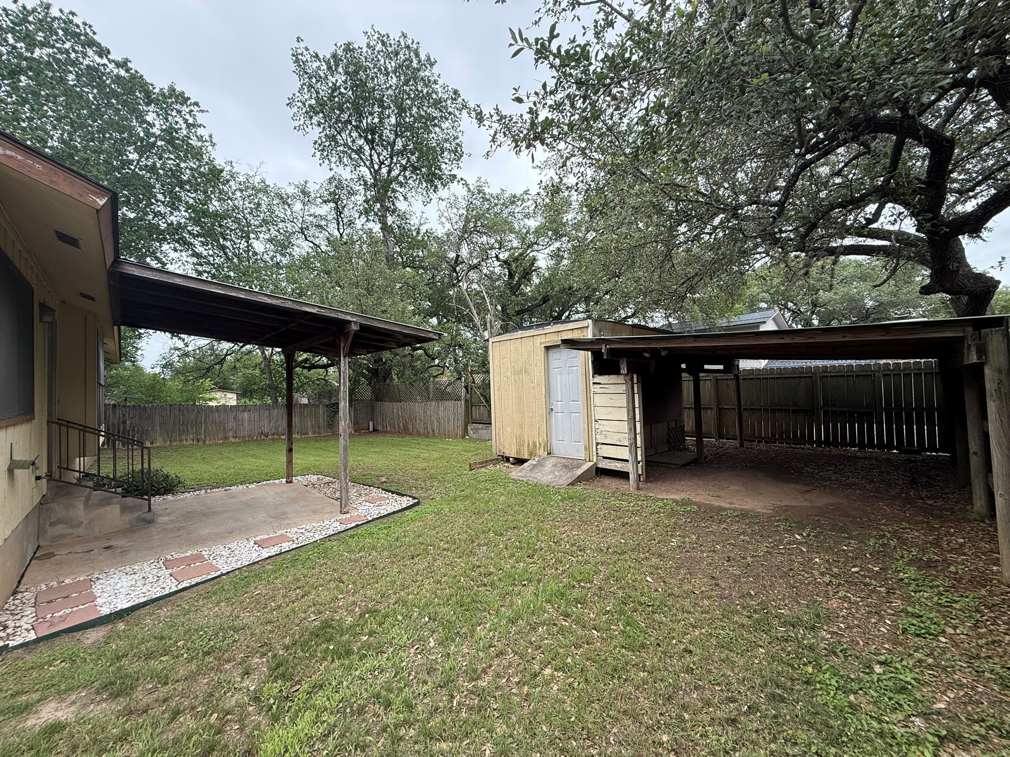 305 KIMBERLY Dr, Austin, TX 78745