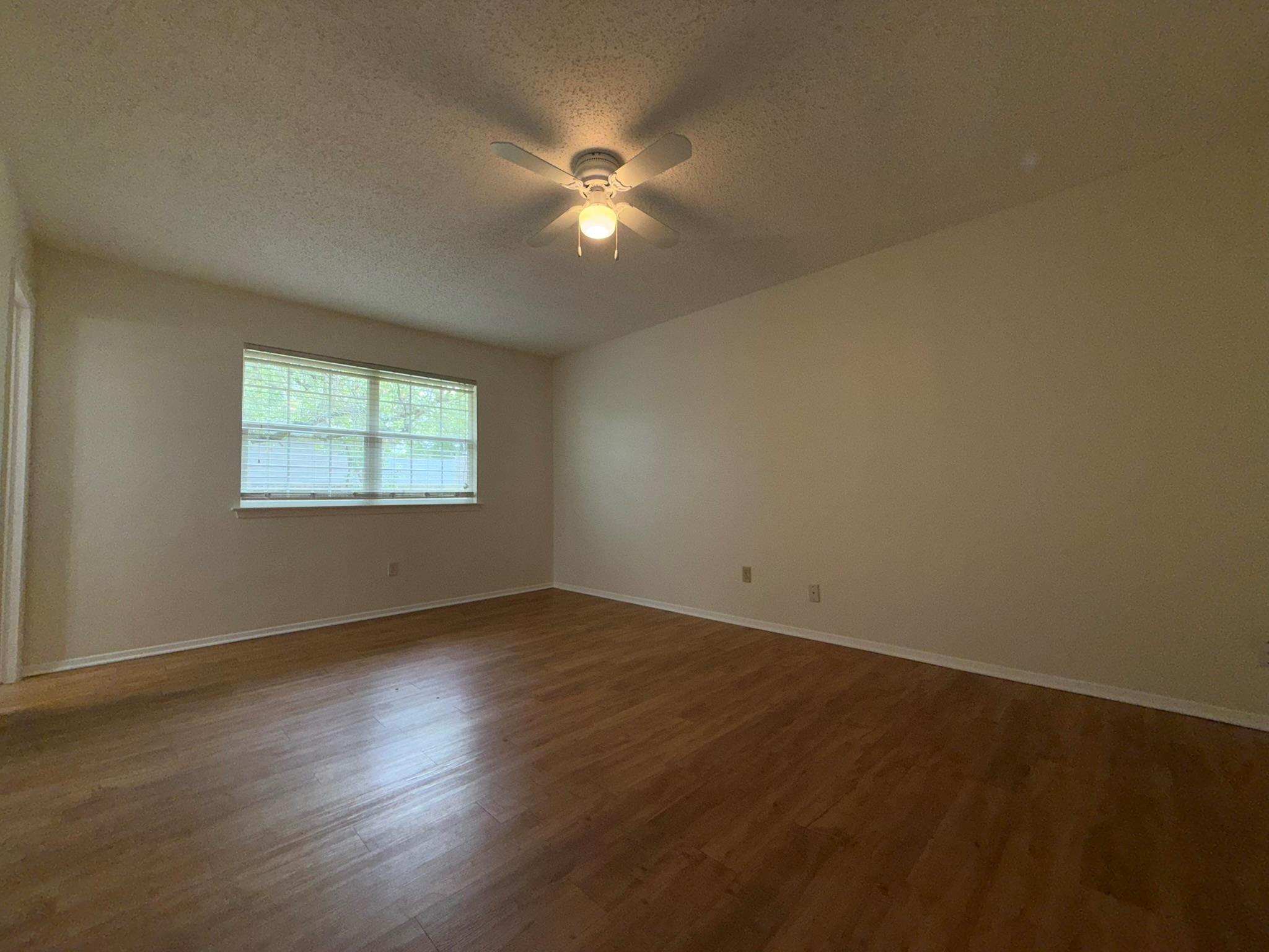 305 KIMBERLY Dr, Austin, TX 78745