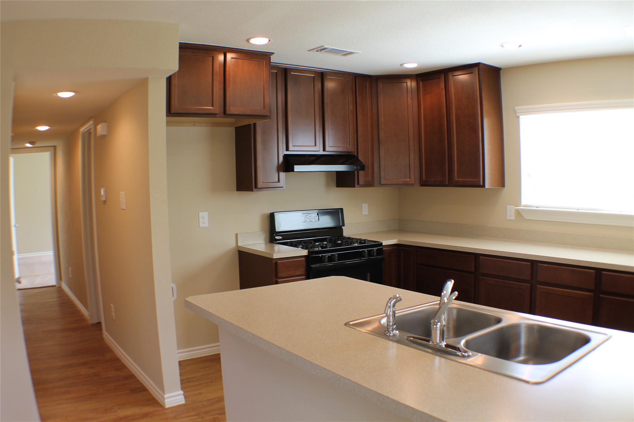 12711 Rampart St, Austin, TX 78727