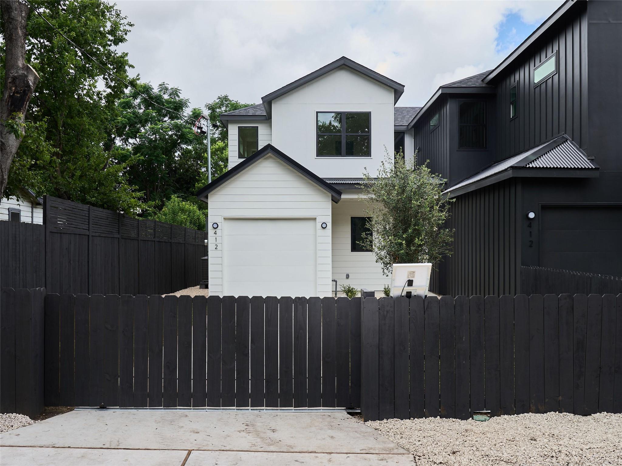 412 Hackberry Ln # 1, Austin, TX 78753