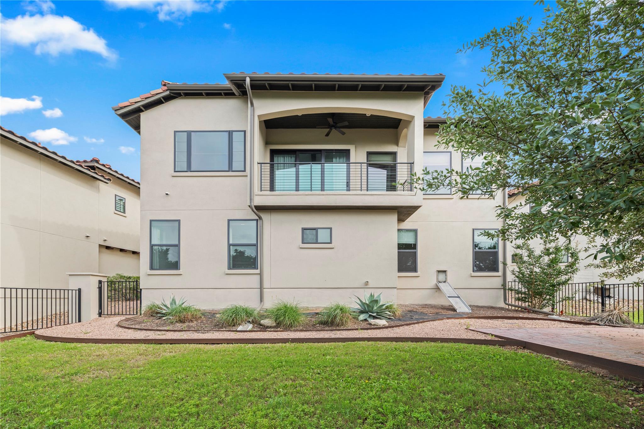 211 Honey Creek #6 Ct, Austin, TX 78738