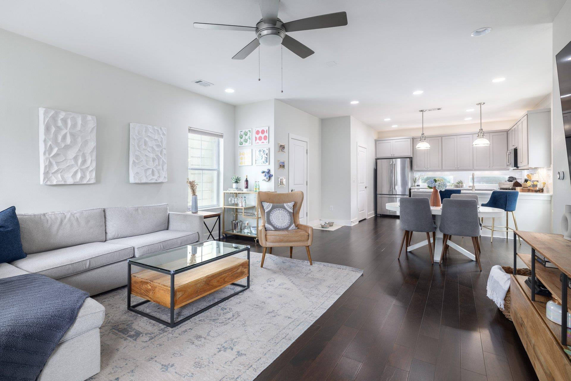 2705 Halcyon Dr # 7, Austin, TX 78702