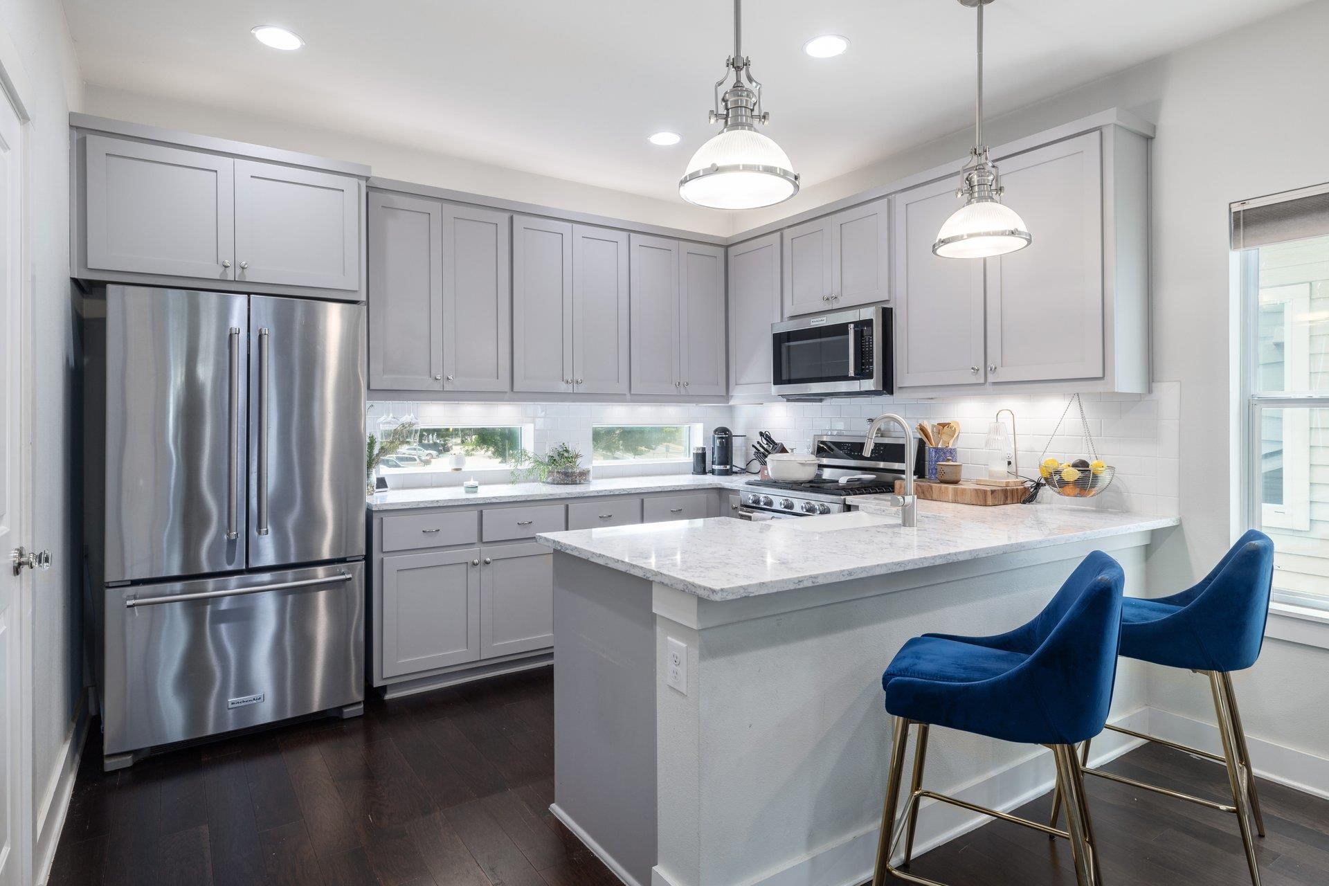 2705 Halcyon Dr # 7, Austin, TX 78702