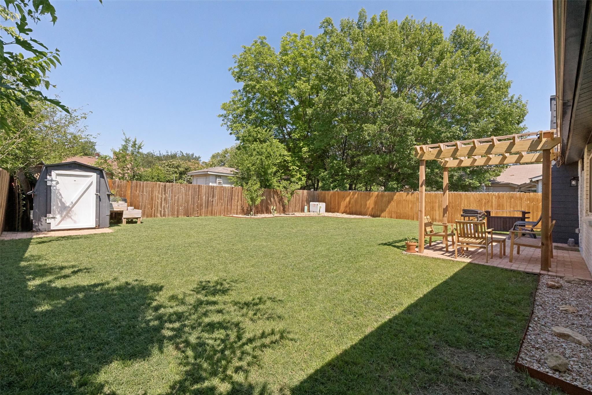 2404 Bending Trl, Austin, TX 78744