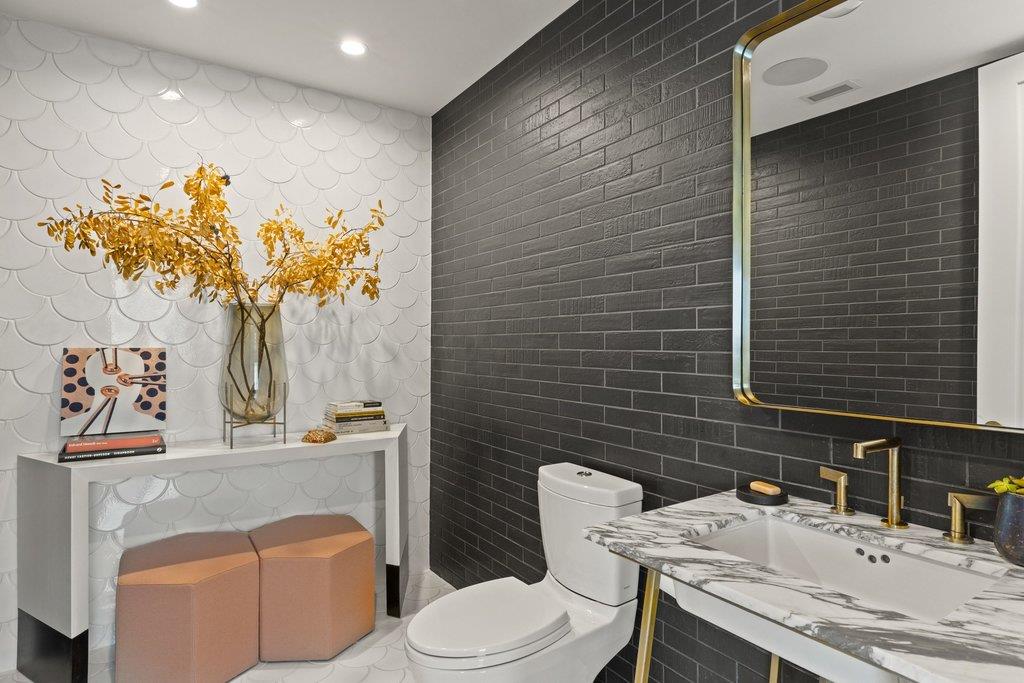 222 West Ave # 2301, Austin, TX 78701