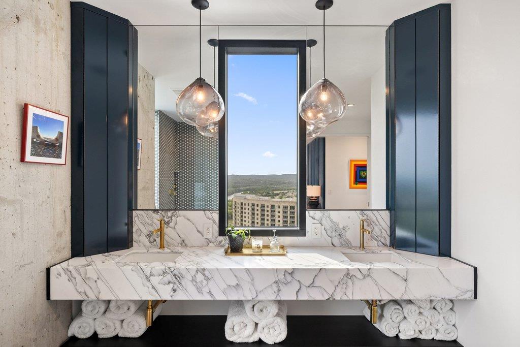 222 West Ave # 2301, Austin, TX 78701