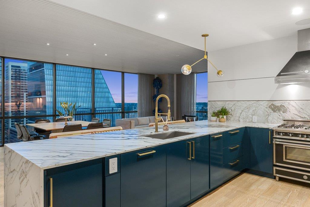 222 West Ave # 2301, Austin, TX 78701
