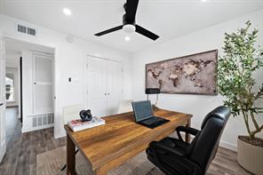 5911 Sheridan Ave Ln # C202, Austin, TX 78723