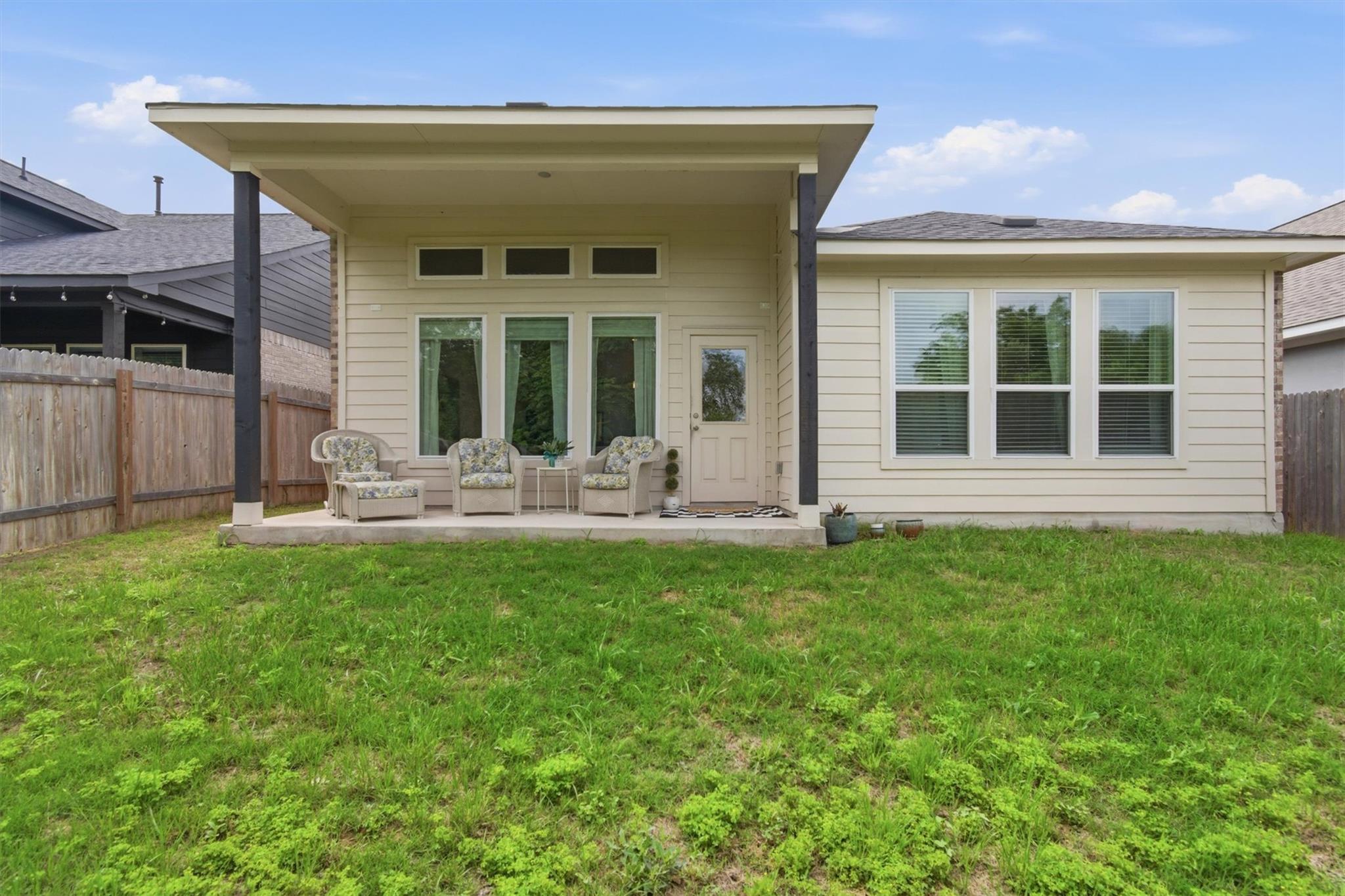 1121 Blue Oak Blvd, San Marcos, TX 78666