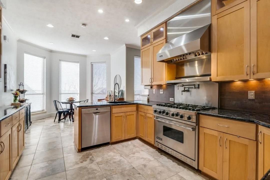 618 Knollwood Dr, Rockwall, TX 75087