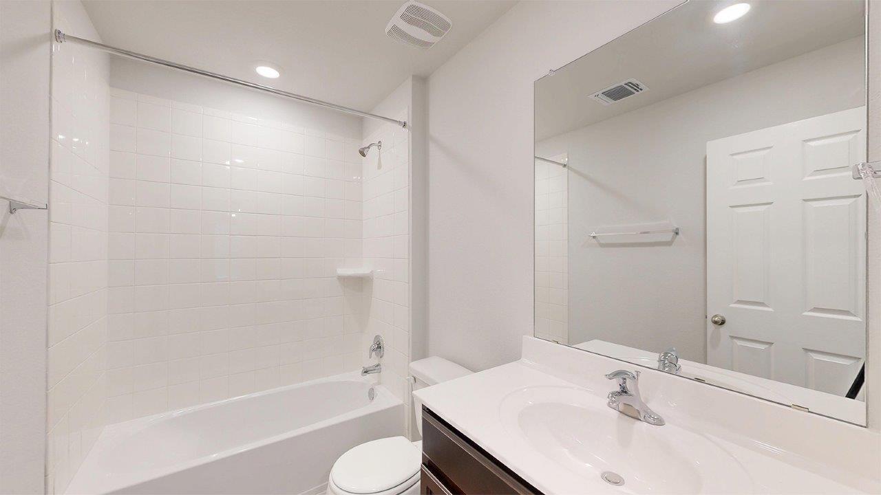 557 Hector Loop, Georgetown, TX 78626