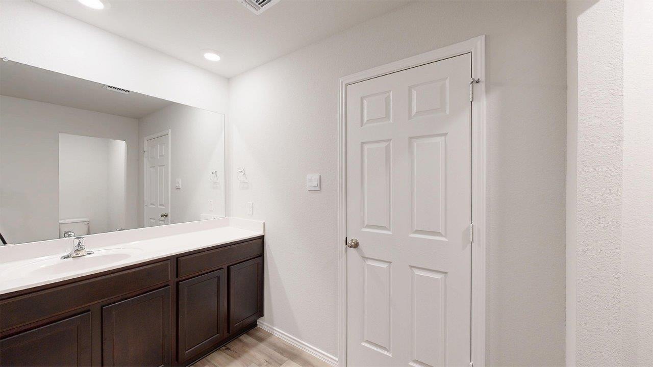 557 Hector Loop, Georgetown, TX 78626