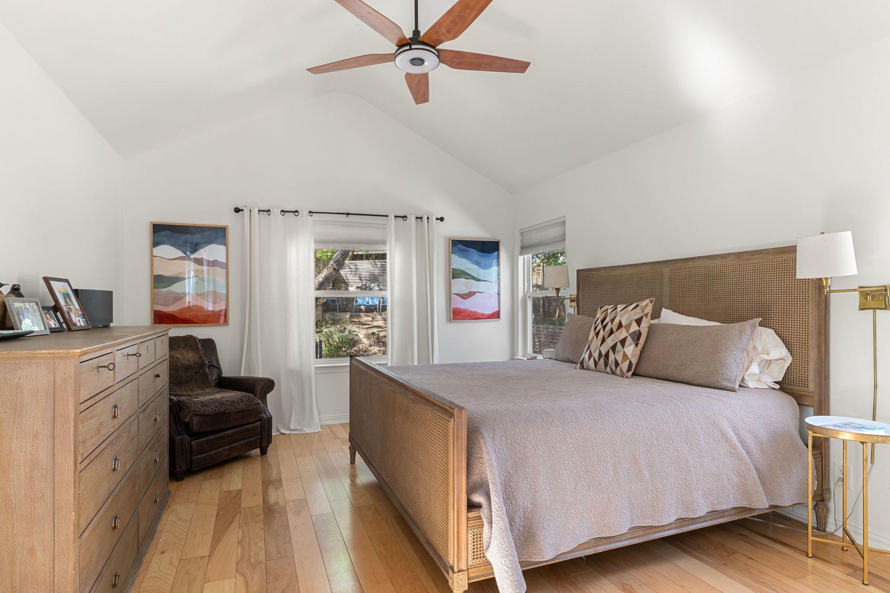 1006 Avondale Rd, Austin, TX 78704