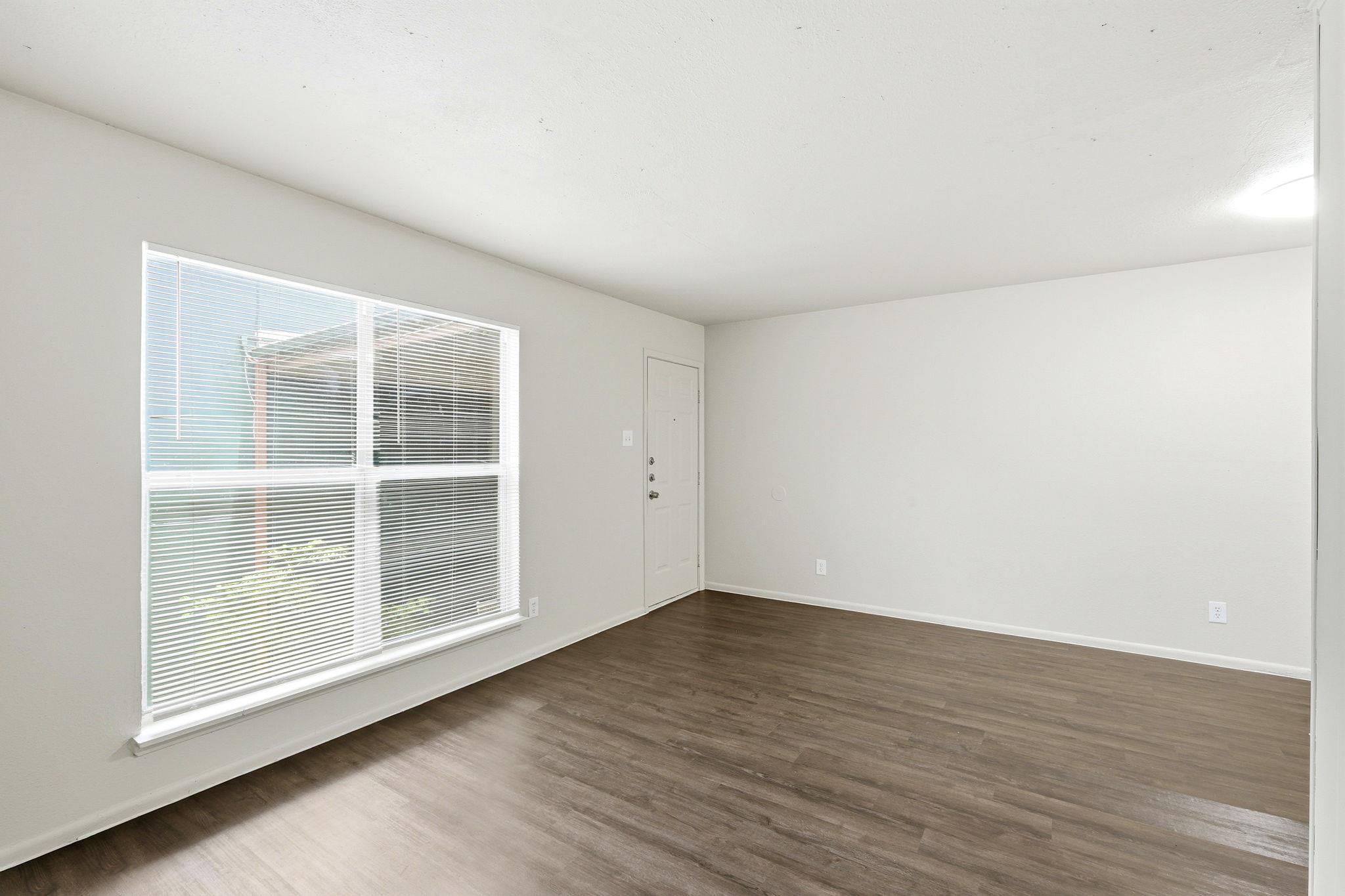2319 Greenfield Pkwy # 210, Austin, TX 78741