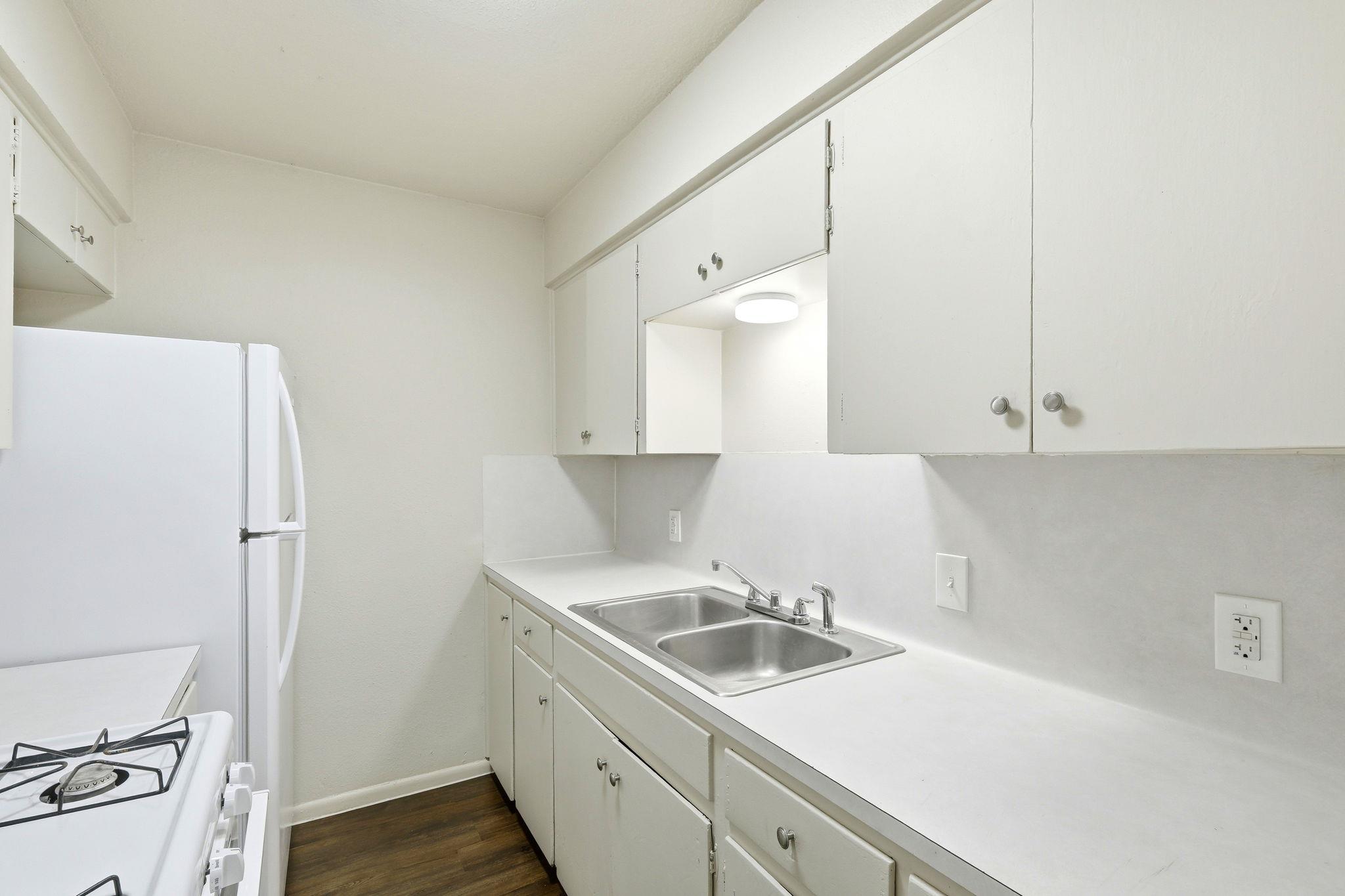 2319 Greenfield Pkwy # 210, Austin, TX 78741
