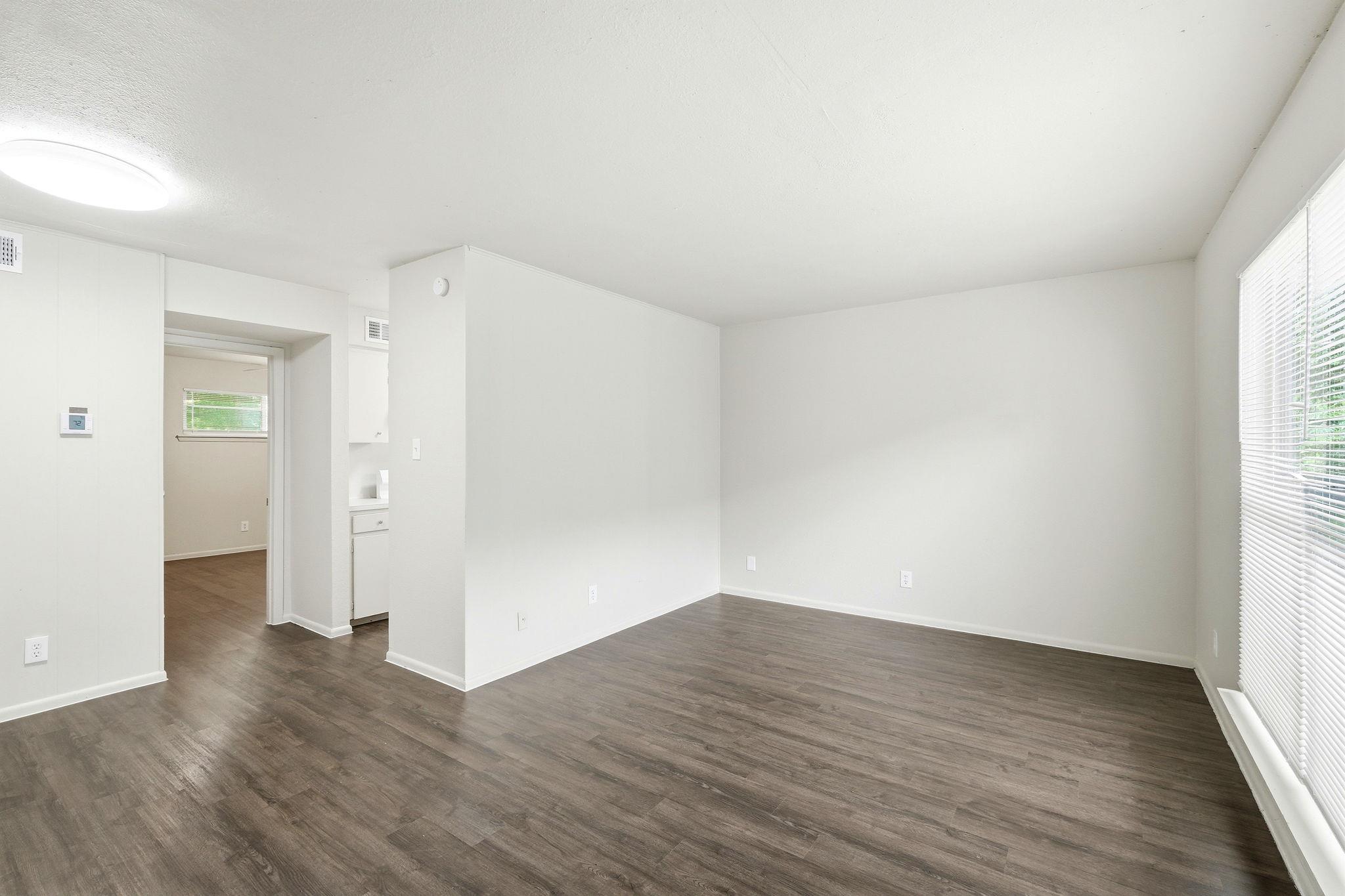 2319 Greenfield Pkwy # 210, Austin, TX 78741