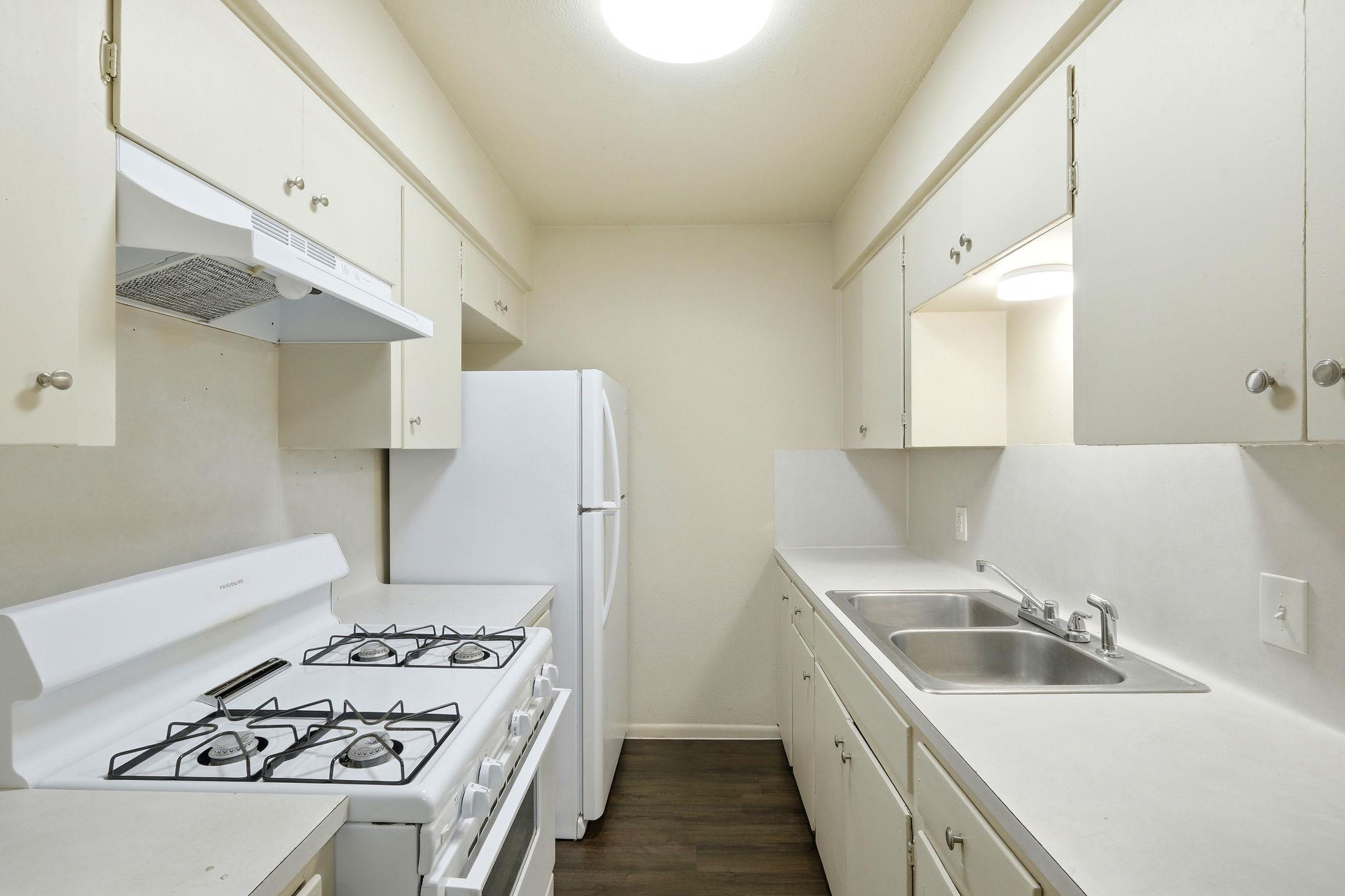 2319 Greenfield Pkwy # 210, Austin, TX 78741