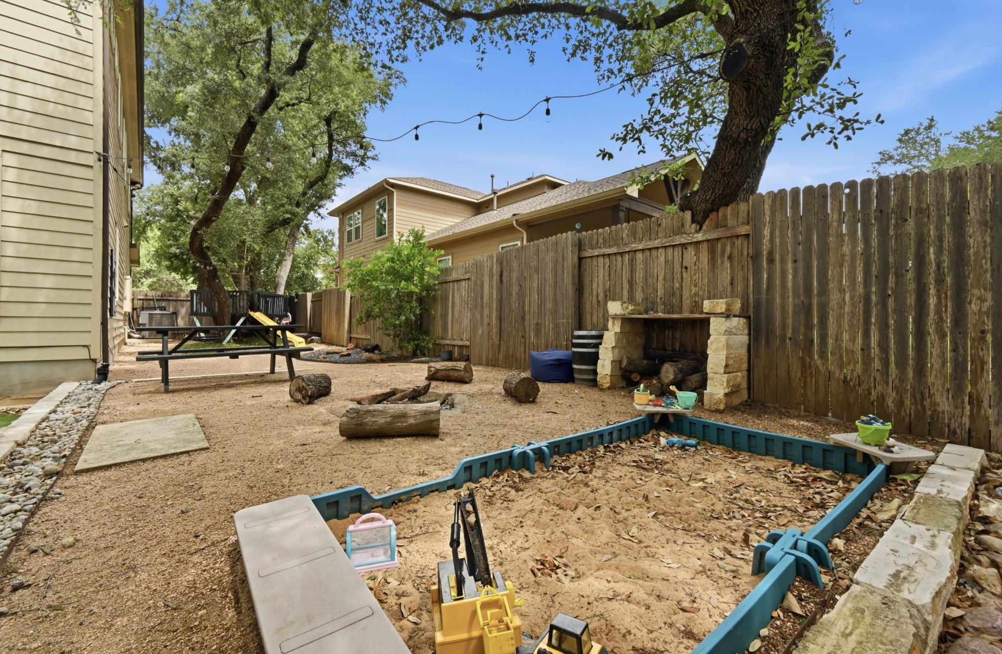 8813 Jodie Ln, Austin, TX 78748