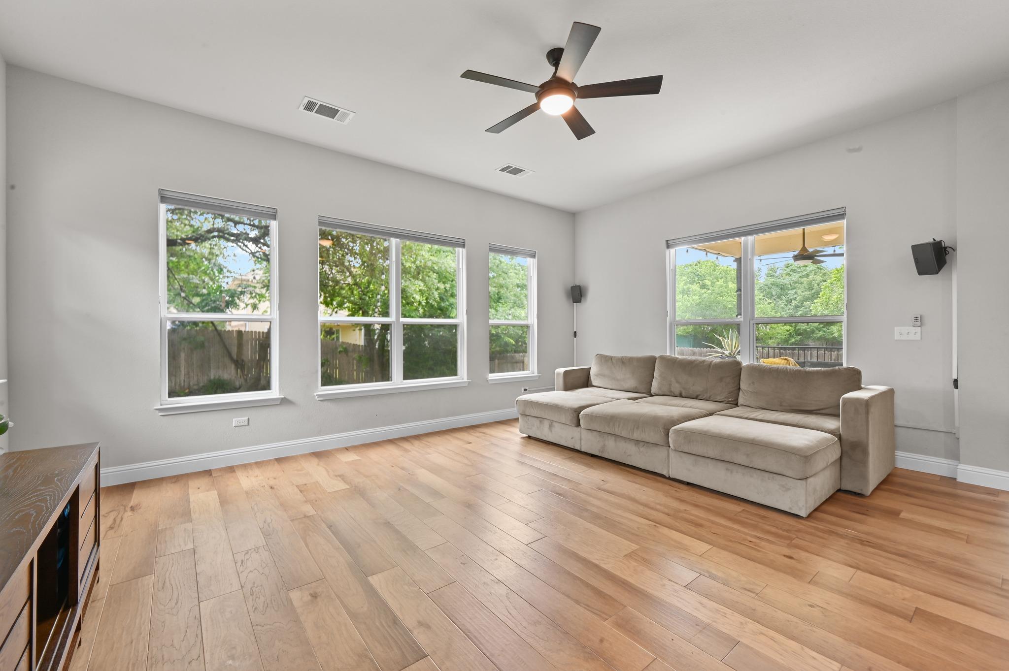 8813 Jodie Ln, Austin, TX 78748