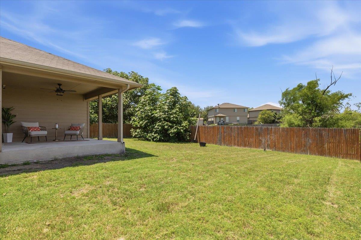 300 Nueces River Trl, Hutto, TX 78634