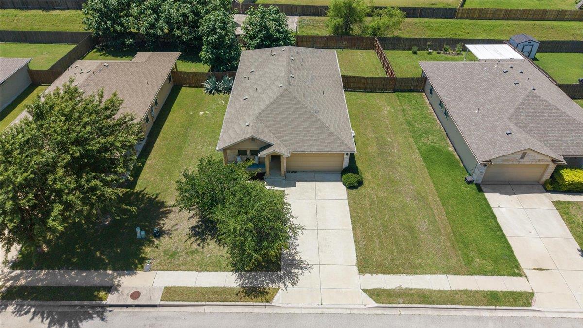 300 Nueces River Trl, Hutto, TX 78634