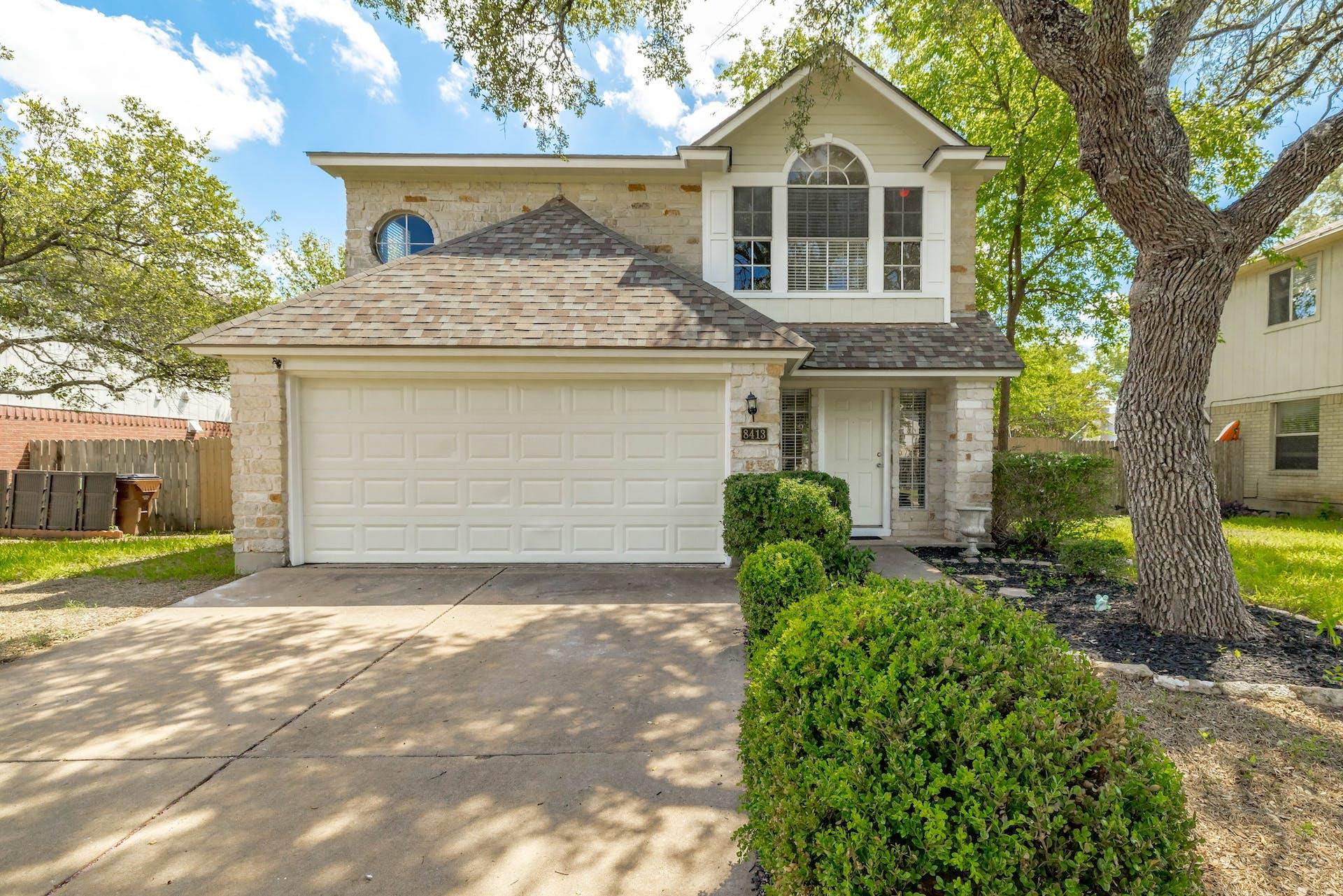 8413 Priest River Dr, Round Rock, TX 78681