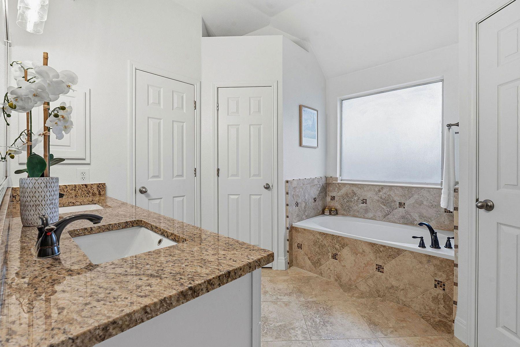 1419 Brian Wood Dr, Cedar Park, TX 78613
