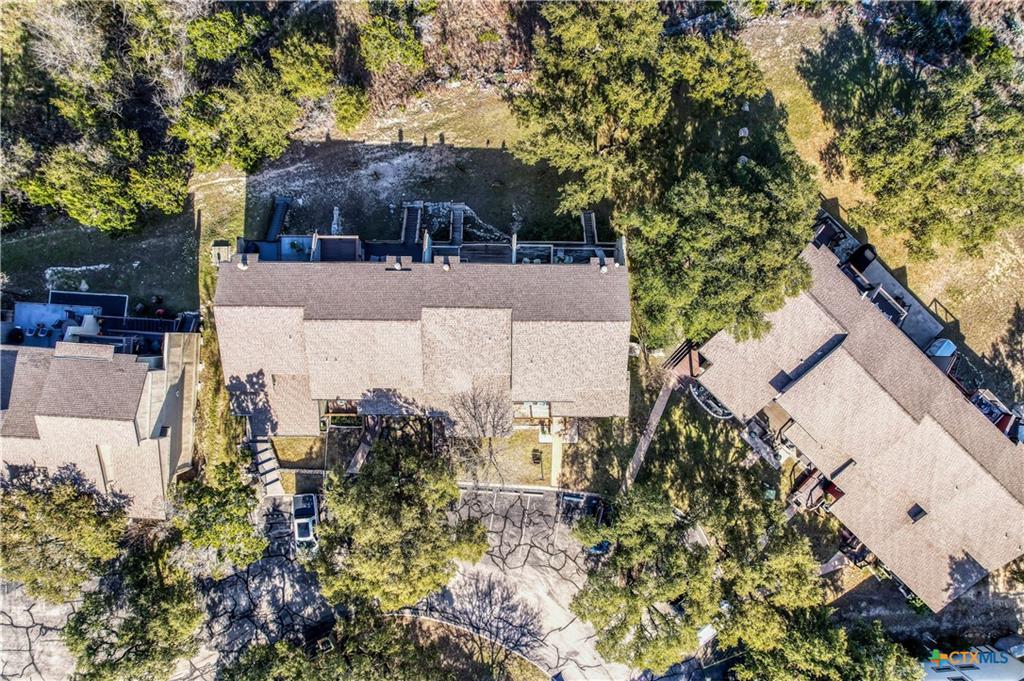 133 Comanche Pt, Point Venture, TX 78645